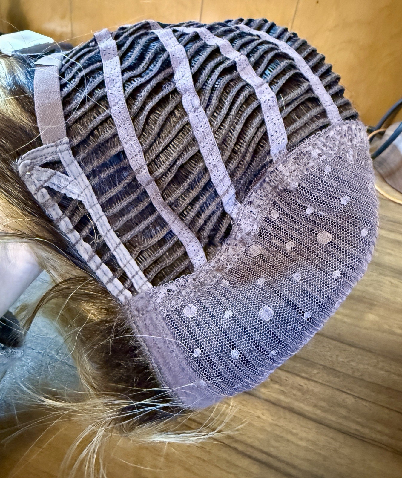 Vintage Volume Textured Shag Wig by Hairdo – Rooted Ginger Blonde SS25 (NEW)