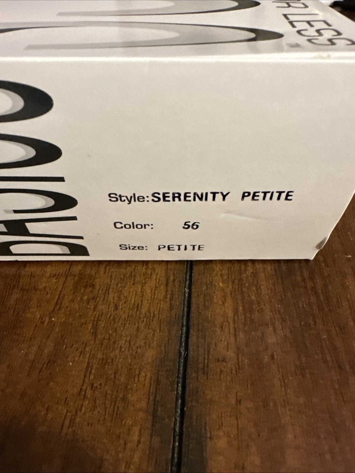 TWC Fashion Basics Promise Color 56 Silver Size Petite Wig NEW Serenity Petite