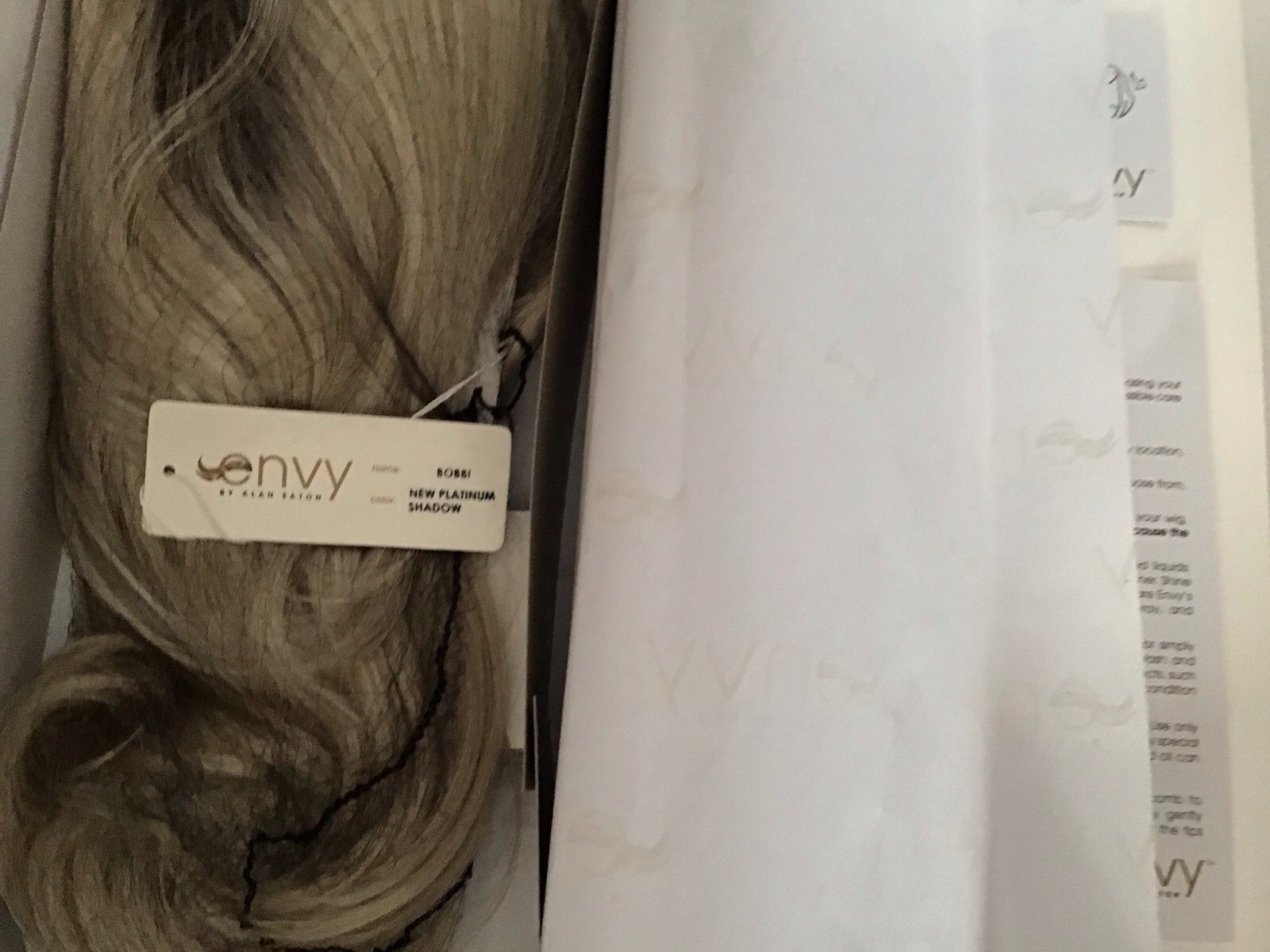 NEW IN BOX BOBBI Wig by ENVY NEW PLATINUM SHADOW Lace Front Mono GORGEOUS