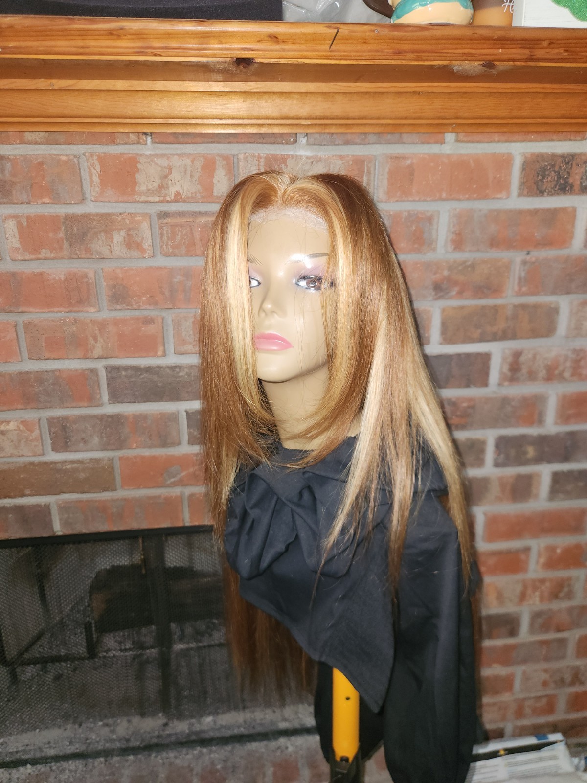 Pre-bleached Lace Front Straight Free-Part Highlighted Wig 30 in Brown/Blonde
