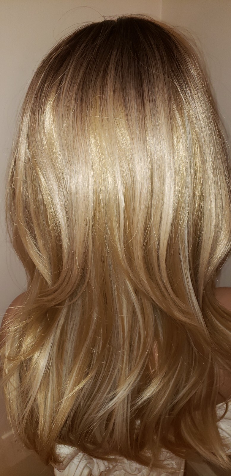 Wig – Human Hair Blend – Golden Blonde Mix Ombre – Layers Bangs Natural Heat OK