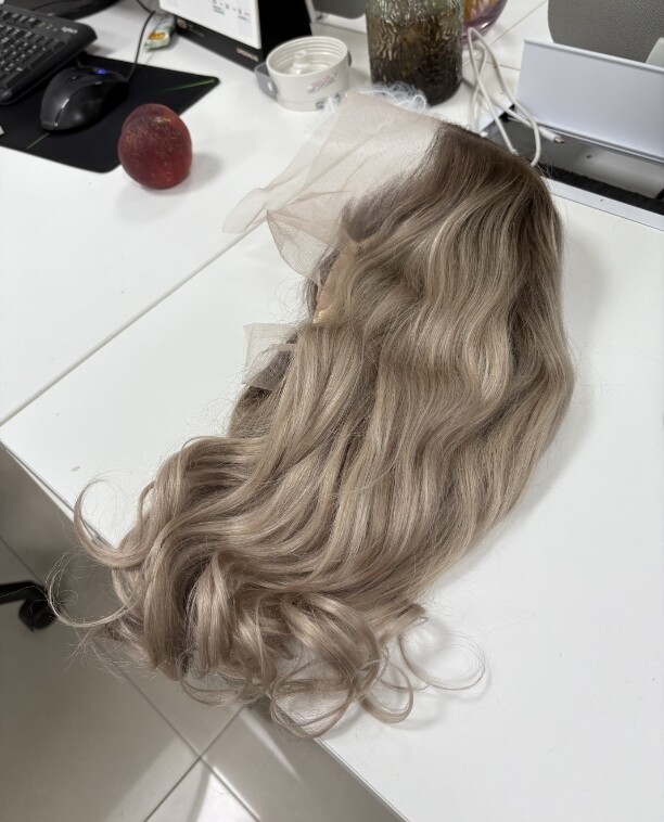 16Inch Blonde Ombre 100% Remy Human Hair 13×4 Lace Front Wig