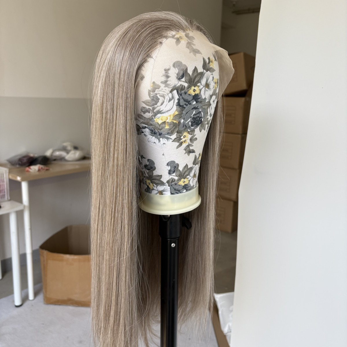 Layered Lace Frontal Wig Women Mix Grey Heat Resistant Hair Long Straight
