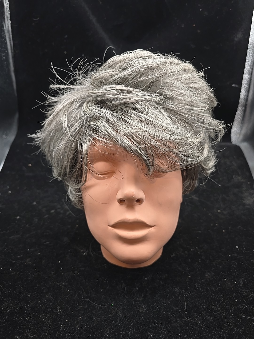 Foxy Silver Wig Gray Shag Short Cute Cut Japanese Origin Made In Indonesia