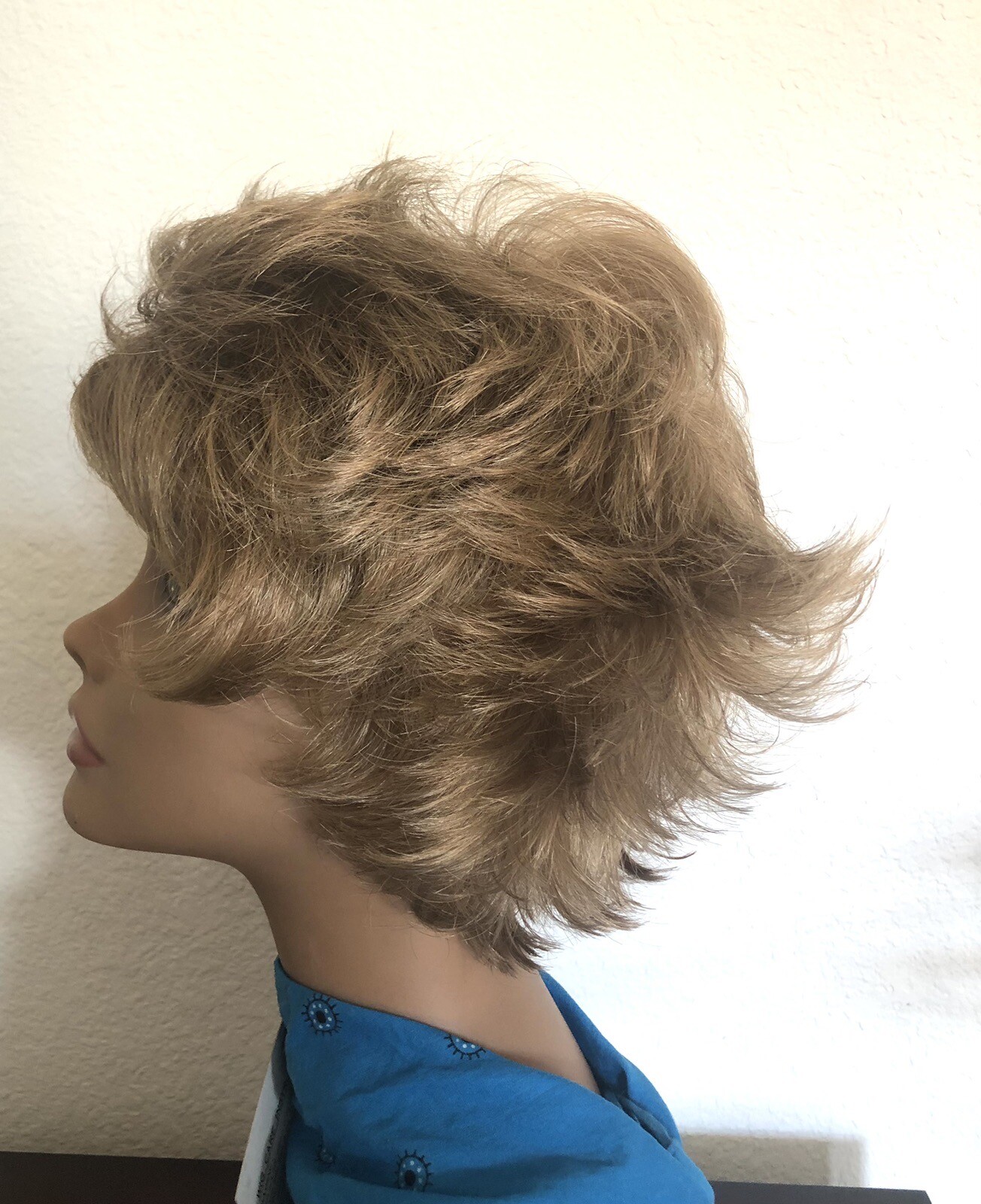 Retro (mid 1990s) Mona Lisa “Winona” Wig 1444 Color 15, New, READ DESCRIPTION