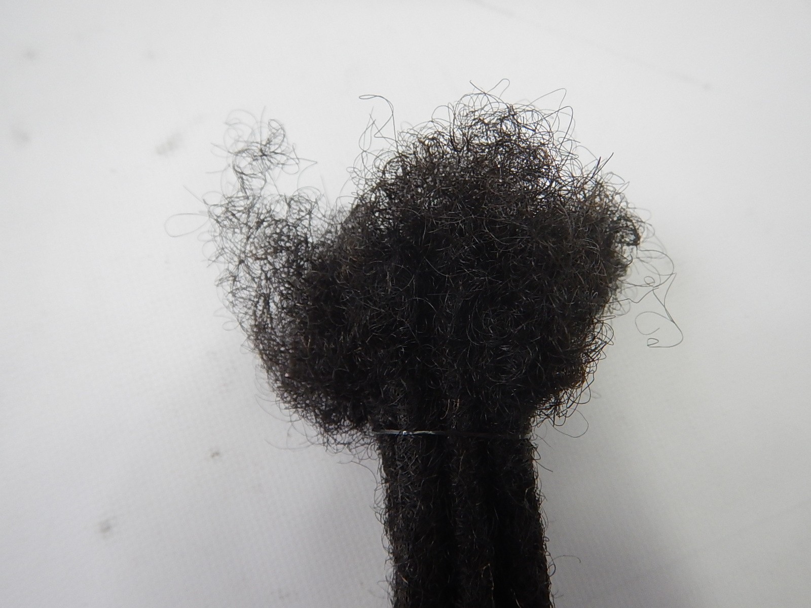 DAIXI 0.6cm, 4″, 100 Strands Real Human Hair Dreadlock Extensions open box