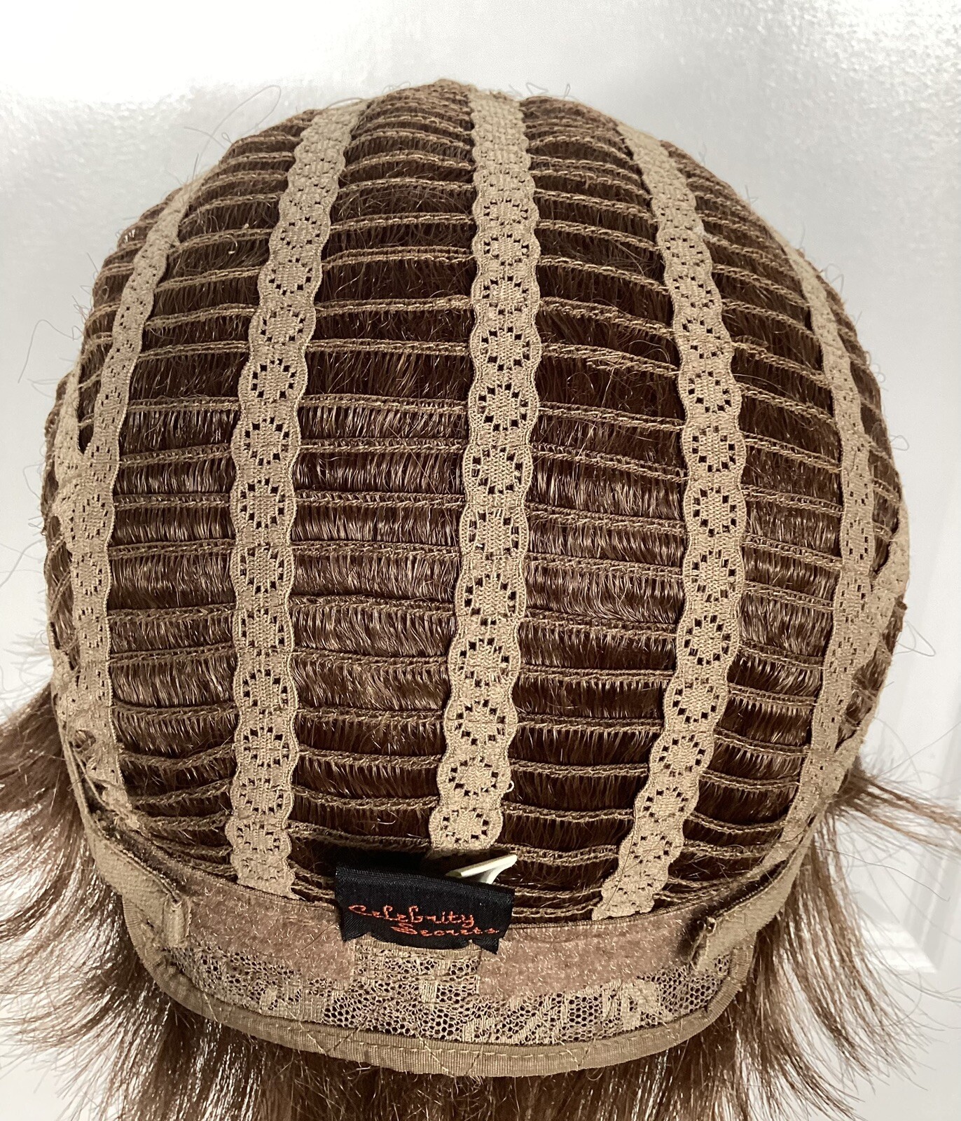 Paula Young Celebrity Secrets Wig PURE DRAMA Auburn Sz Average Clean Good Cond.