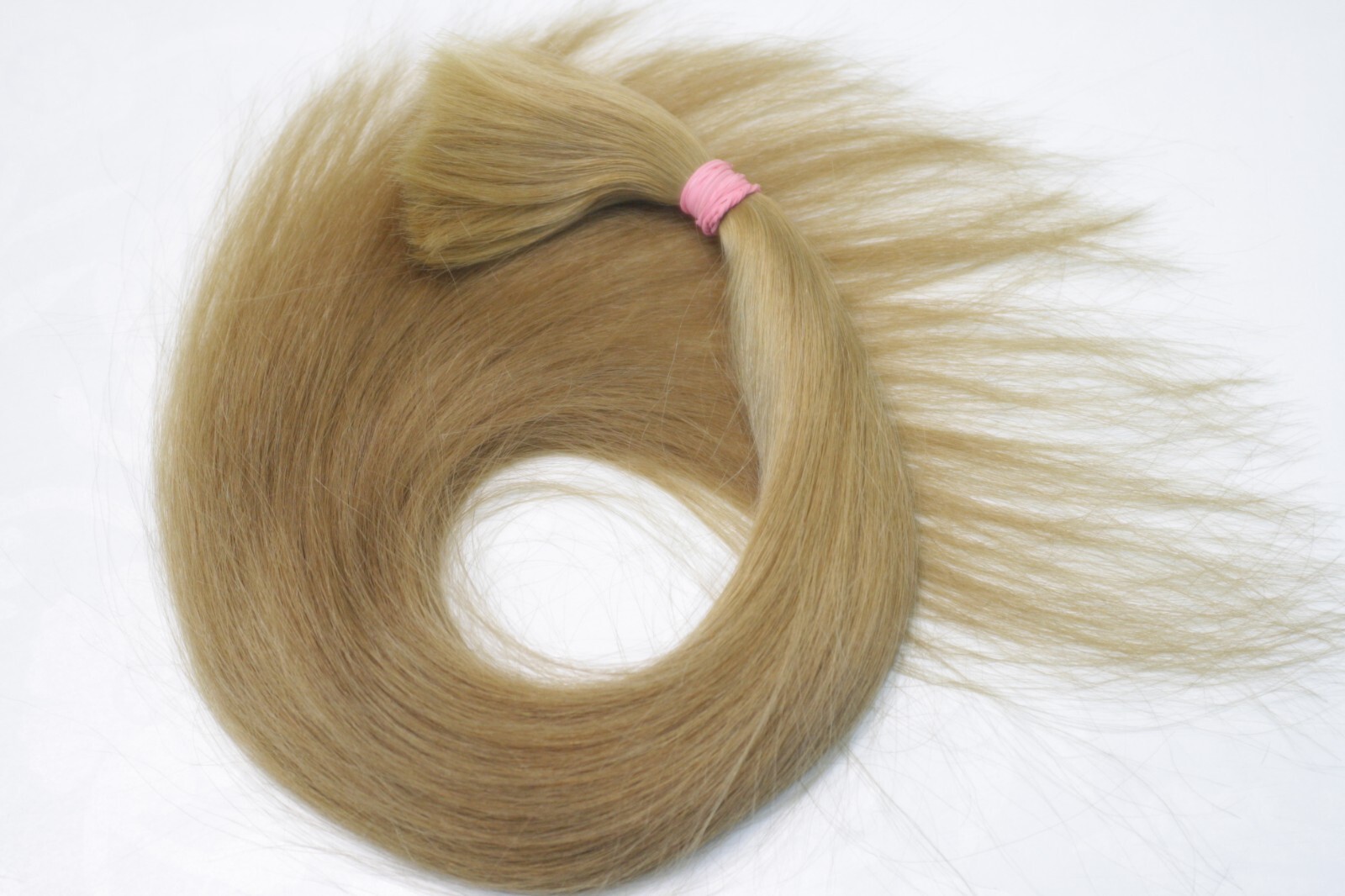 LUX Natural Colored Slavic European Hair Extension Blond 52cm/20″ & 48gr/1,7oz