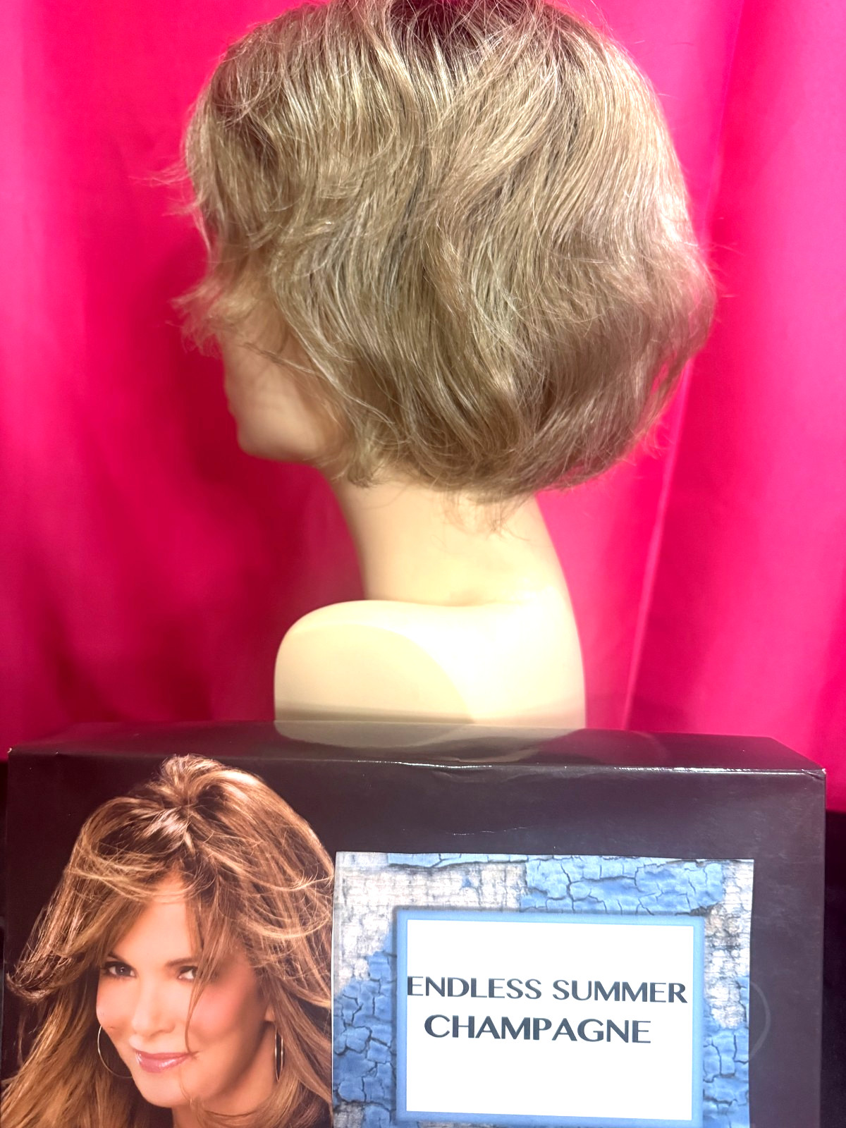 Jaclyn Smith Wig “ENDLESS SUMMER” Champagne with Roots NEW WITHOUT TAGS