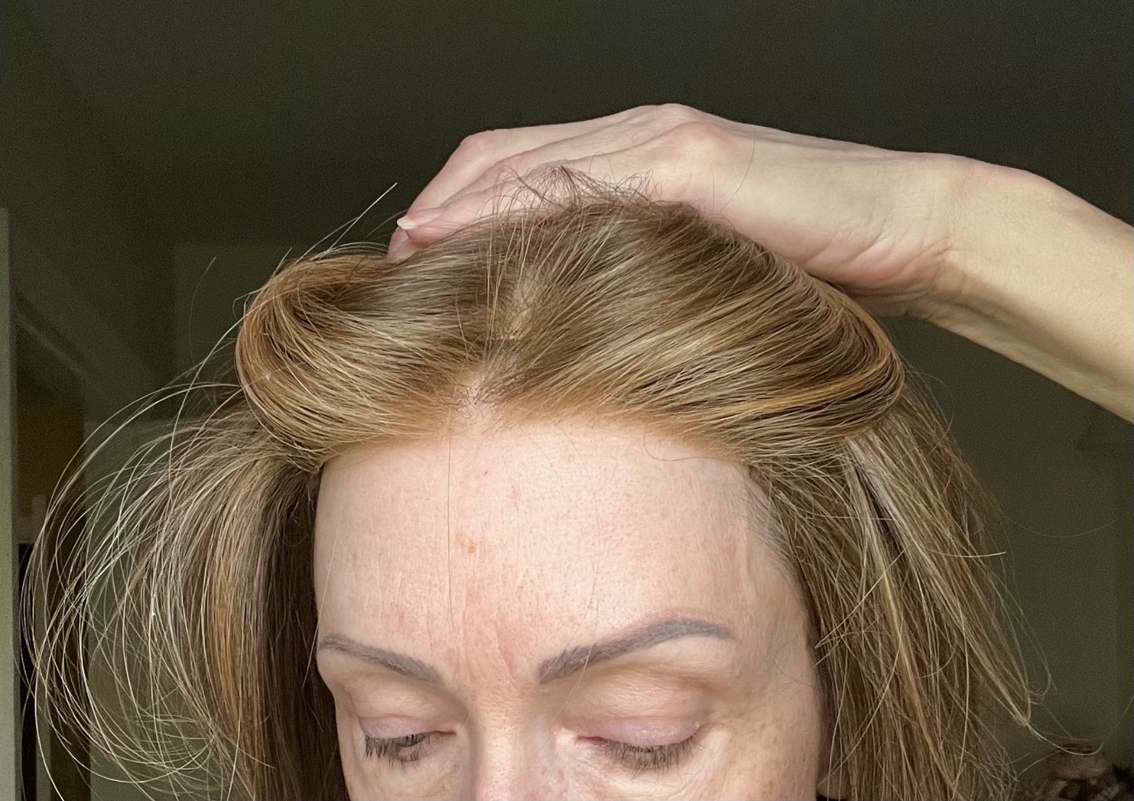 Raquel Welch MODIFIED Spotlight Wig RL12/16 Honey Toast