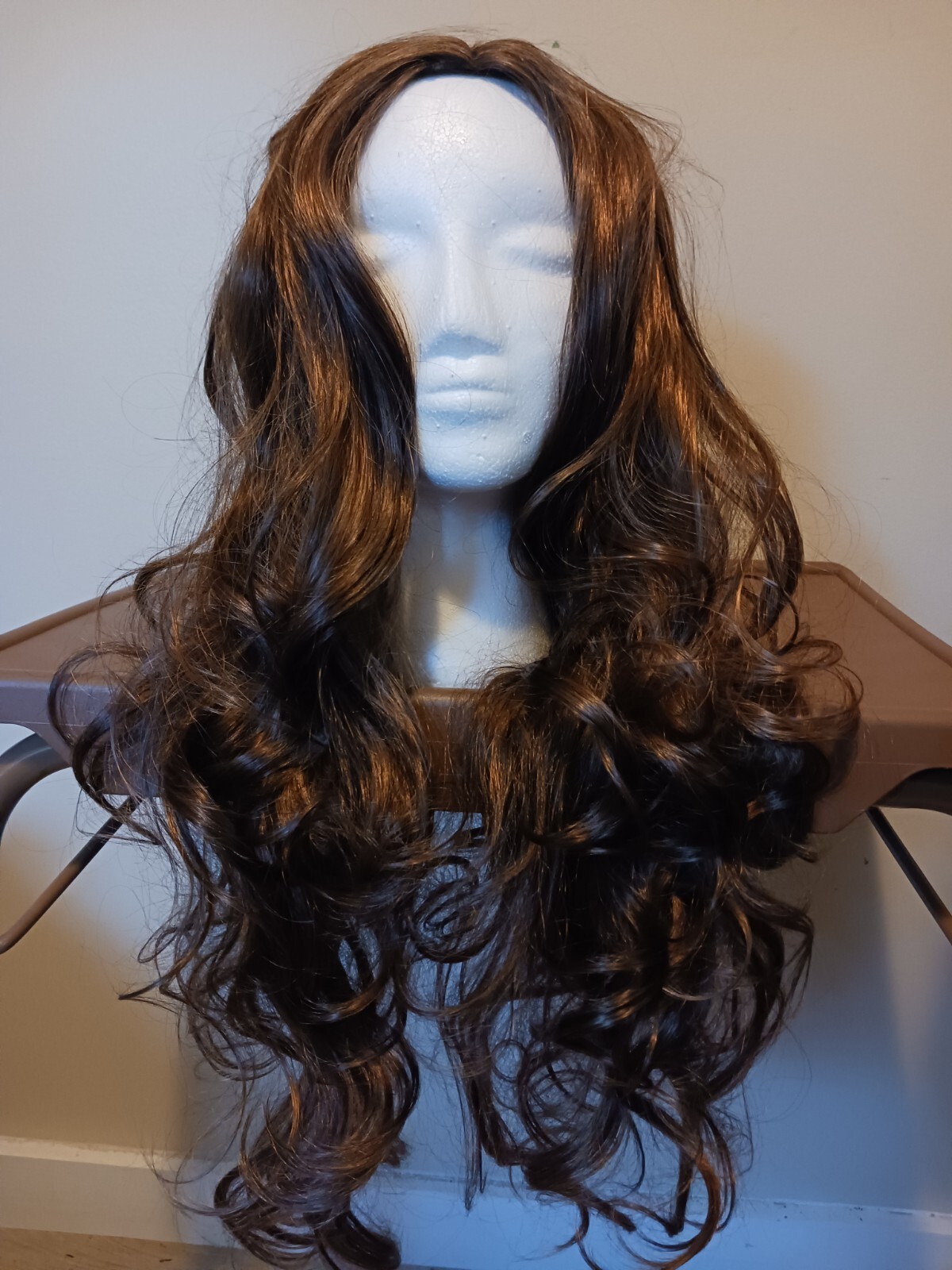 30″ Human Like Wig High Quality Synthetic Fiber, Medium Brown With Large Curls