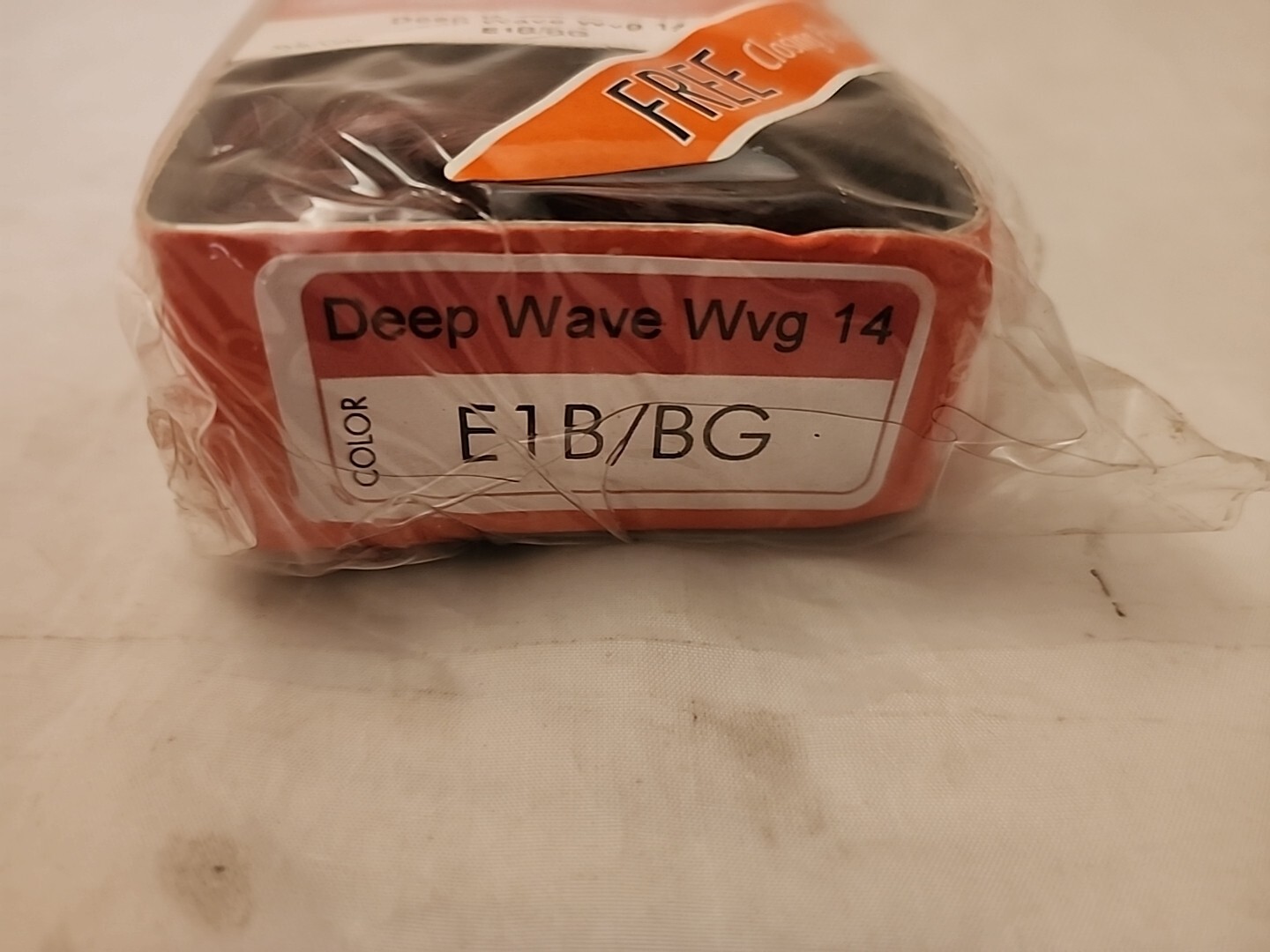 Sensationnel Soft N’ Silky 100% Kanekalon Deep Wave WVG 14 E1B/BG Deep Red