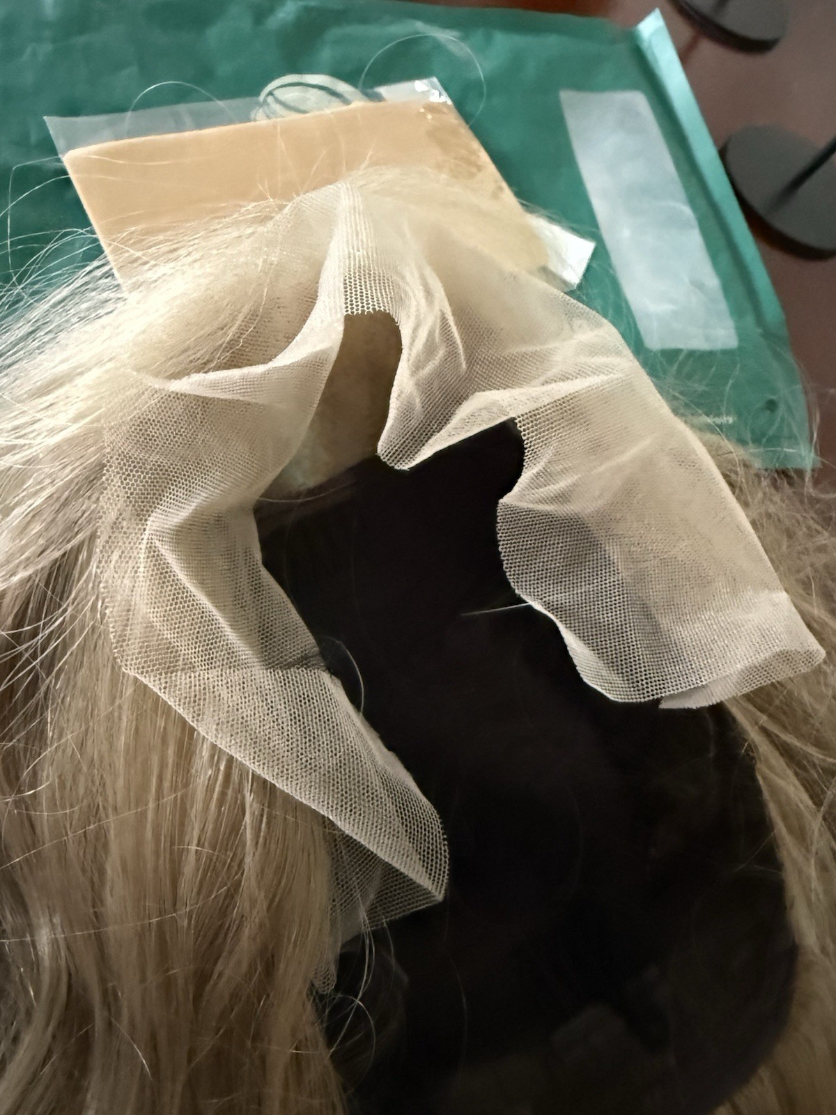 Blonde lace front wavy wig high quality heat resistant new