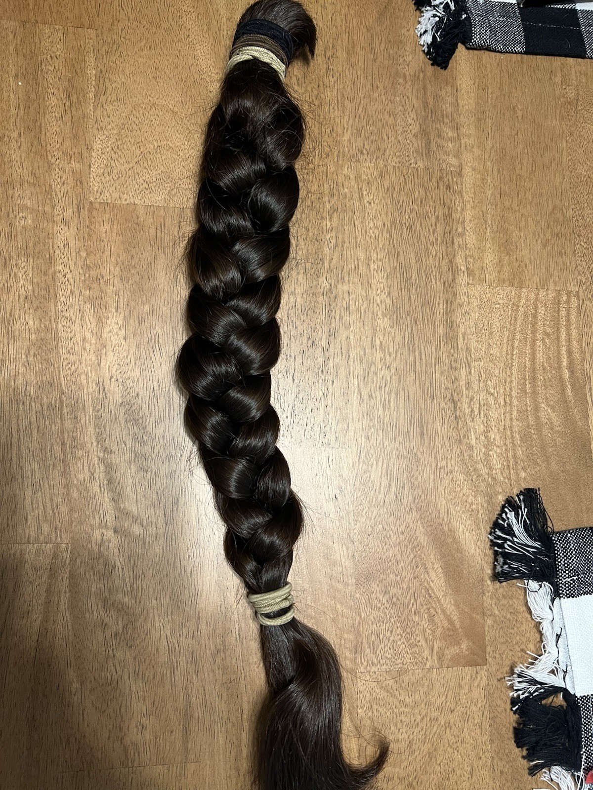 Virgin Female Human Hair, Dark Brown, 17 in, Super Thick