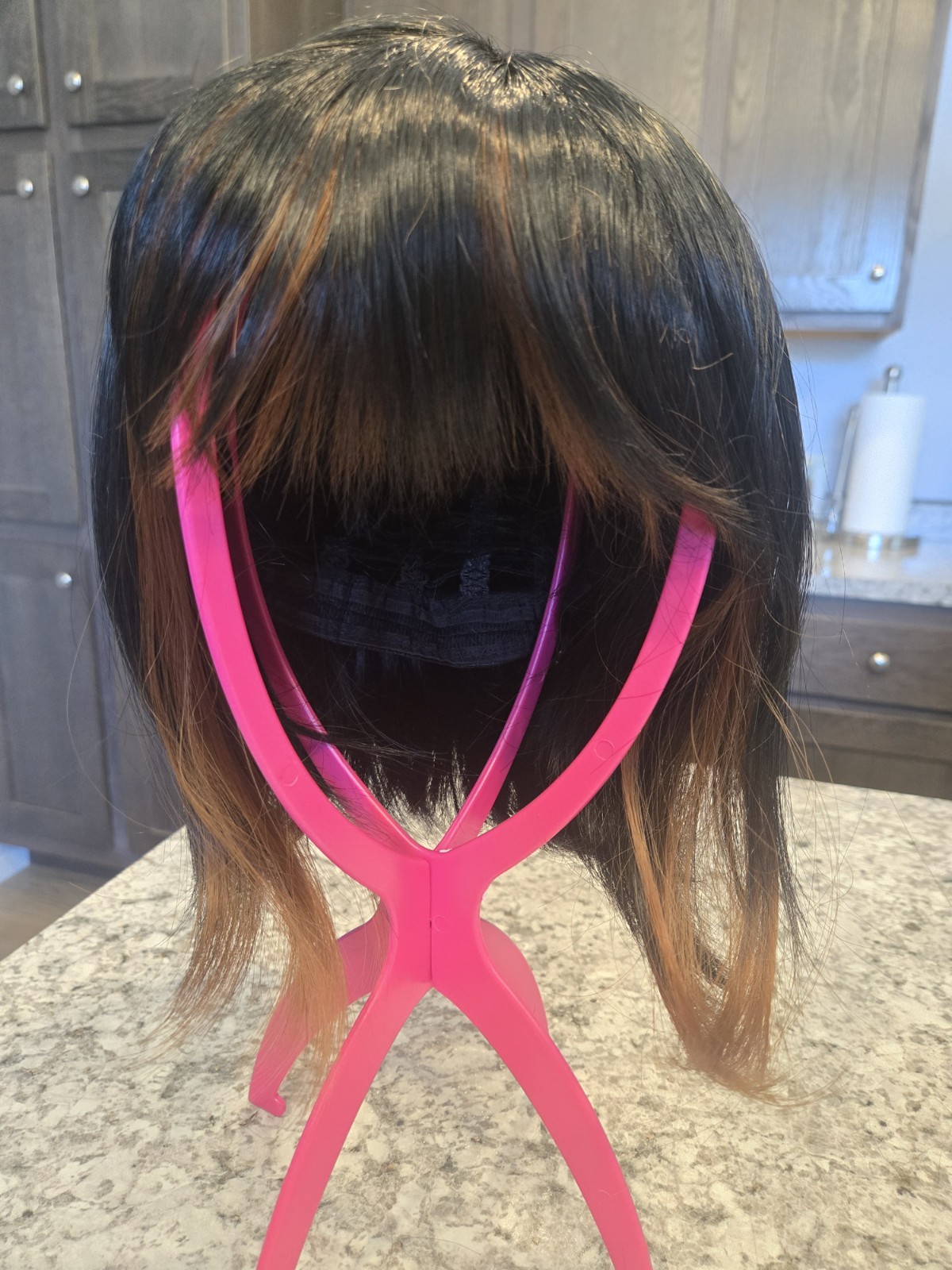 Peek A Boo 10″ Bob Wig With Hair Nets Dark Brown W/light Brown Accents New