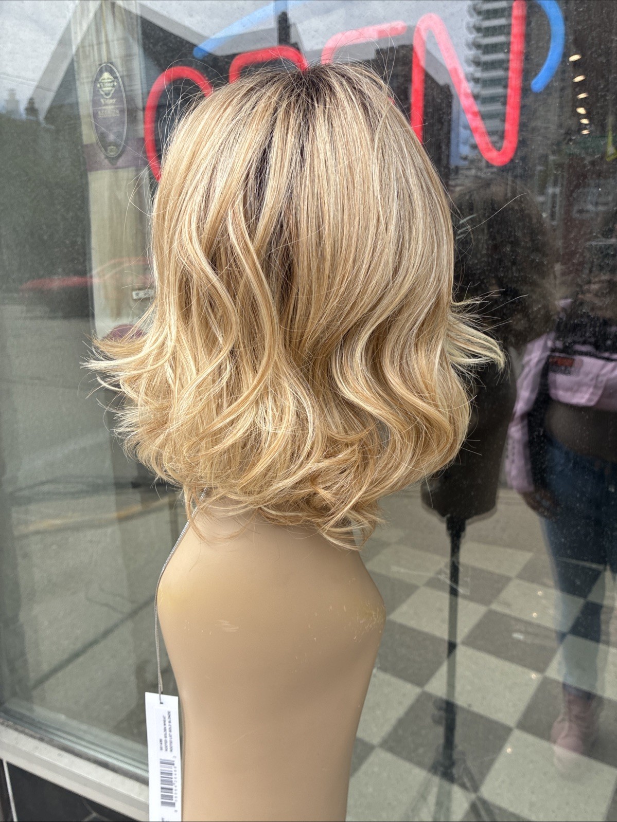 LAST ONE! Wave It Off Raquel Welch Wig SS14/88 Rooted Golden Wheat – Heat Friend