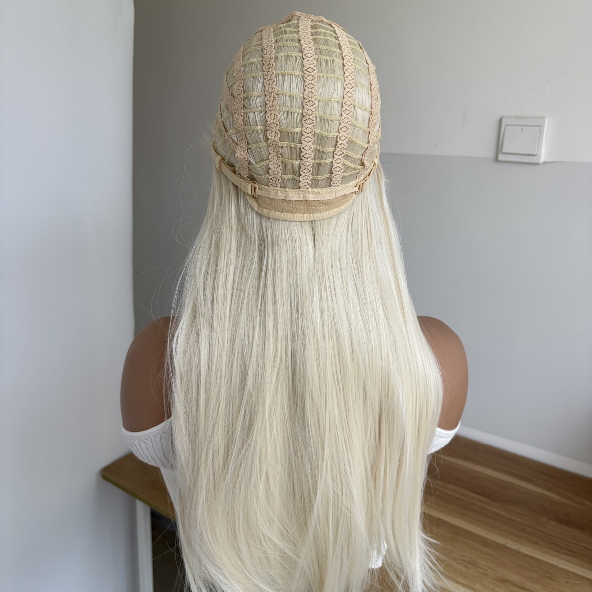 Long Straight Synthetic Hair Costume Wigs With Bangs Platinum blonde Women