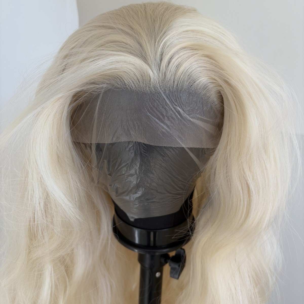 Heat Resistant Synthetic Hair Frontal Lace Wig Long Wavy Platinum blonde