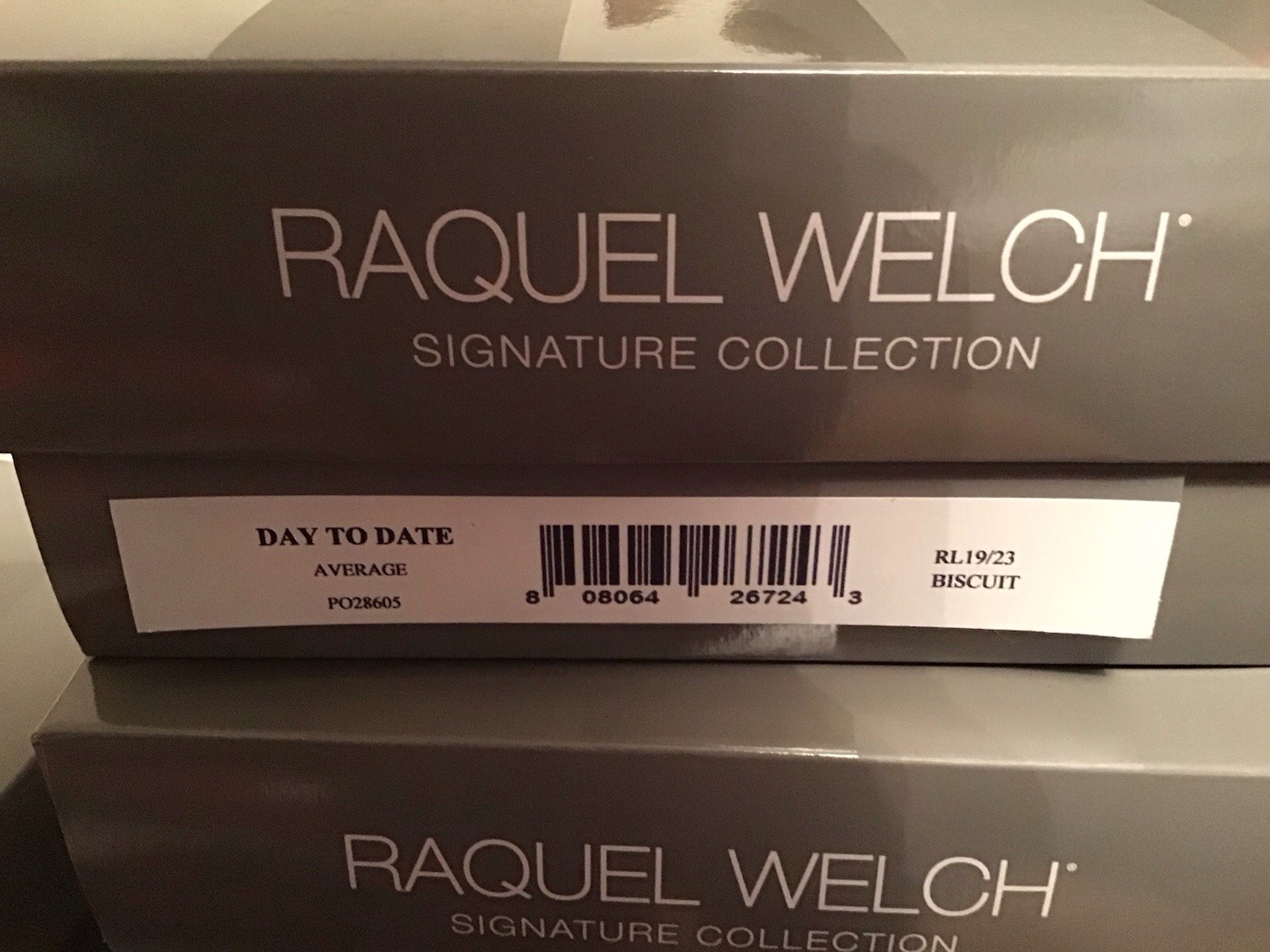 Raquel Welch Wig New In Box Day To Date Biscuit 1923 Front Lace Gorgeous