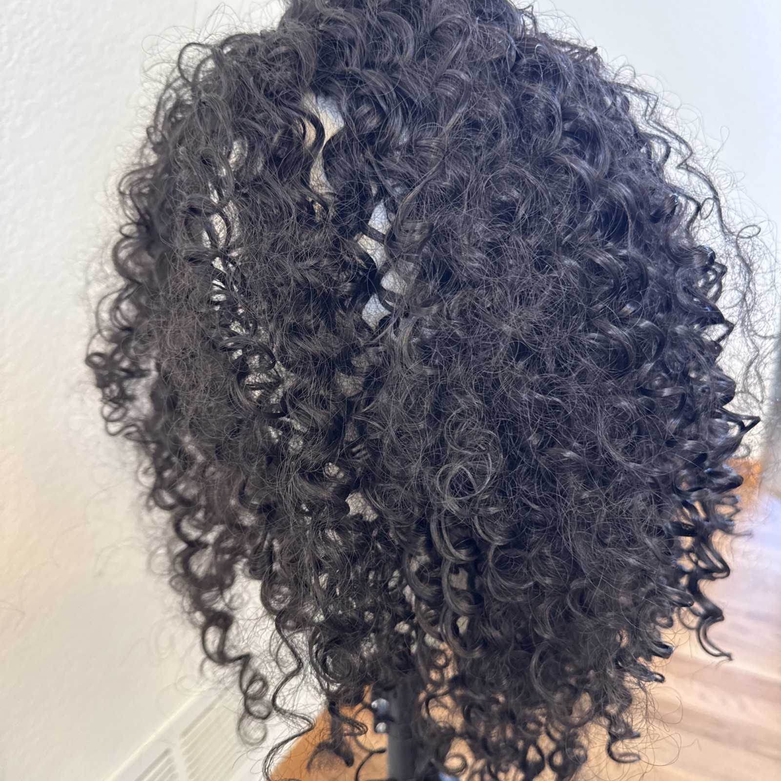 Kinky Curly Long Lace Cap Black 26”Synthetic Big Hair. Very Nice 79