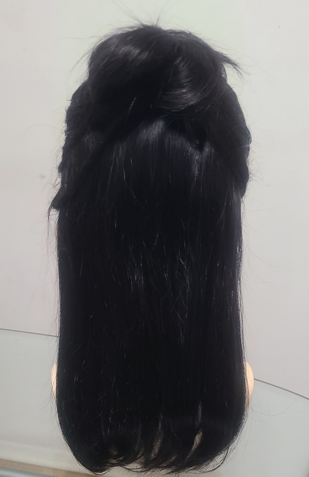 16″Twist front Wig with 100% Human Hair Black.It can also be untwist style.