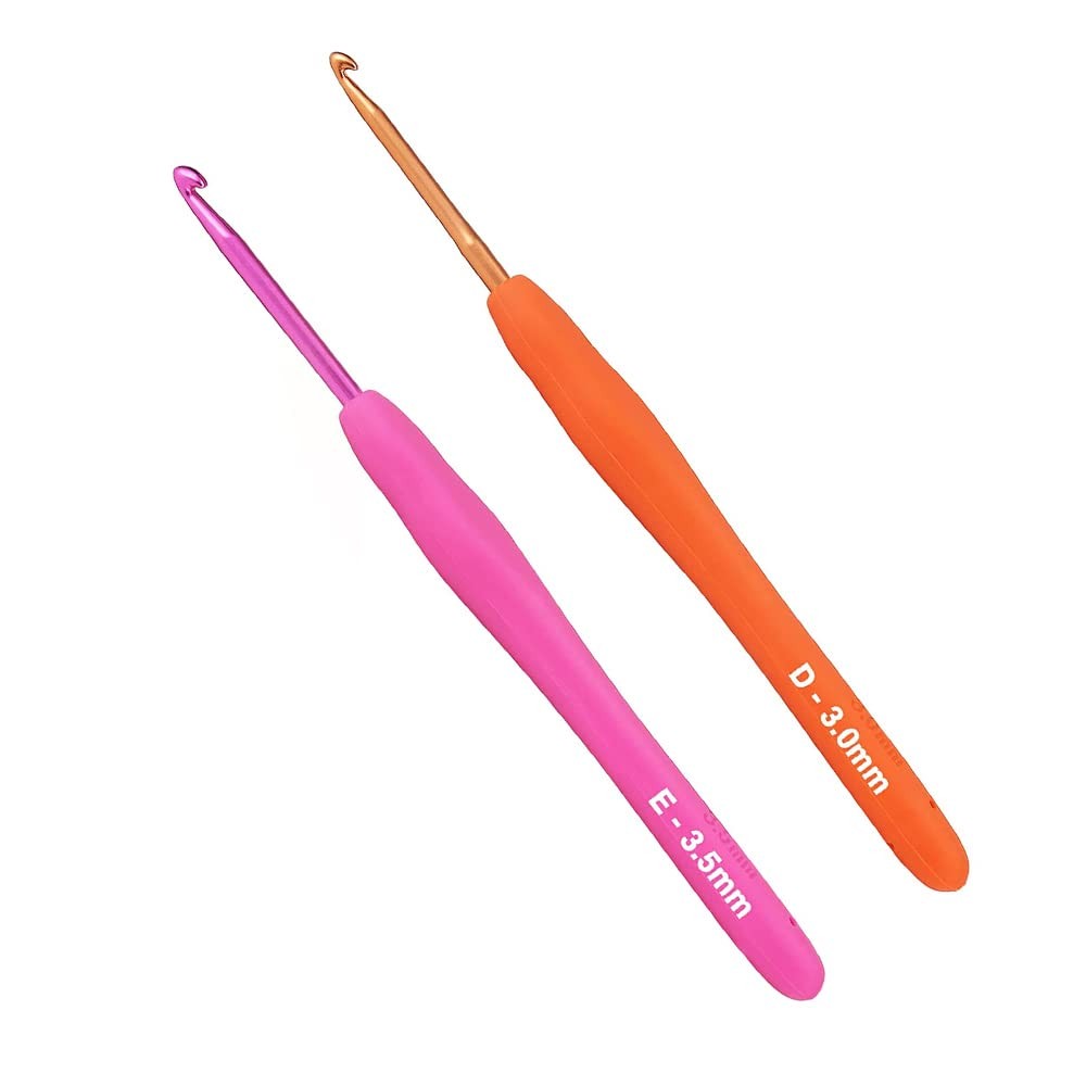 3.0mm and 3.5mm Crochet Hook，2pack Size 3.0mm;3.5mm, Pink, Orange