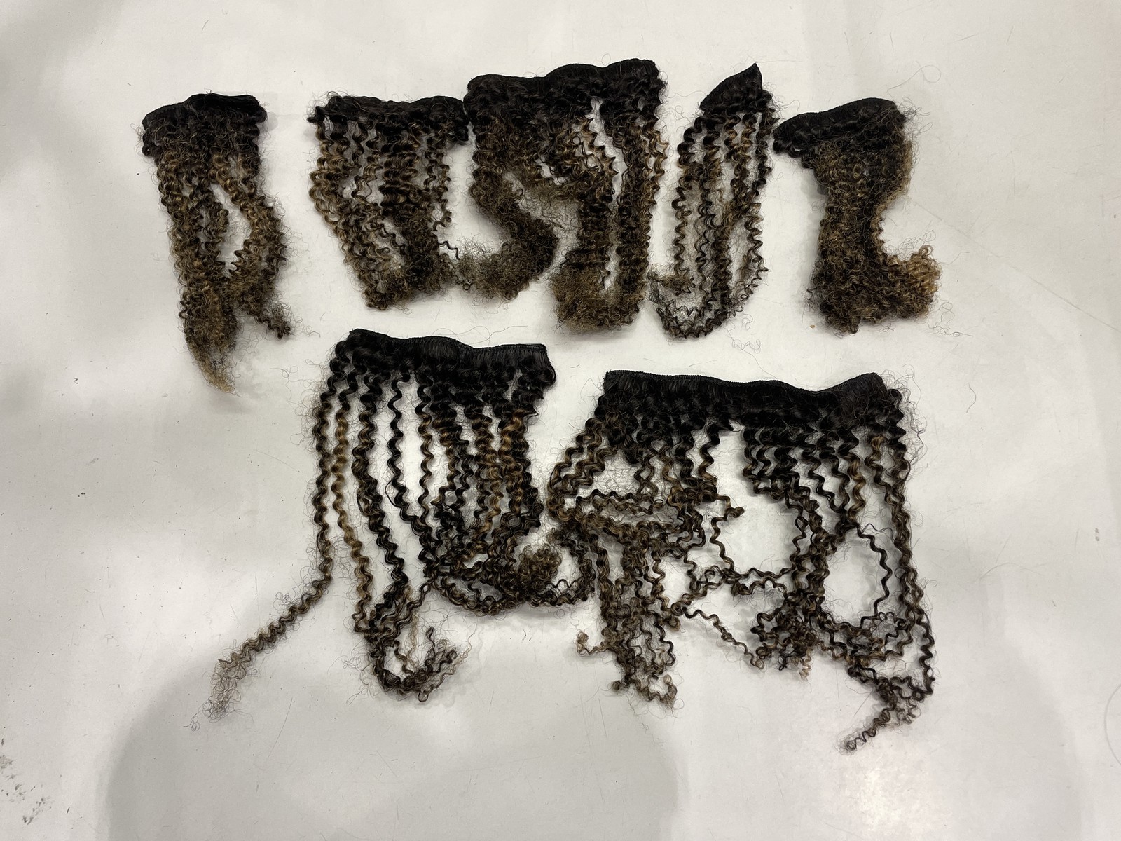 Sassina 18″ Afro Curly Human Hair Clip-In Extensions 7pc, 1BT1BP27