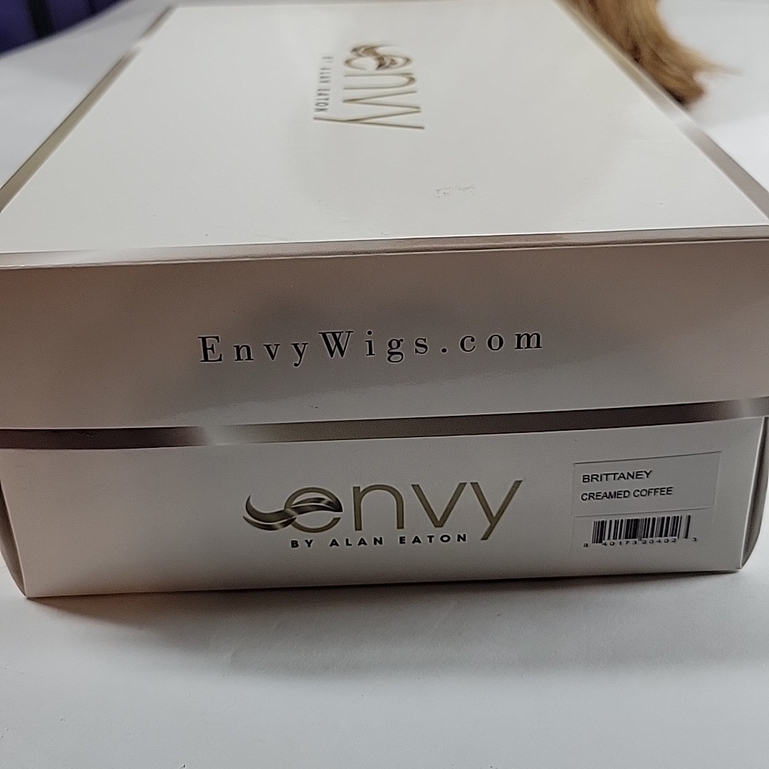 Envy Brittany Wig Creamed Coffee Color Synthetic Kanekalon Fiber EUC