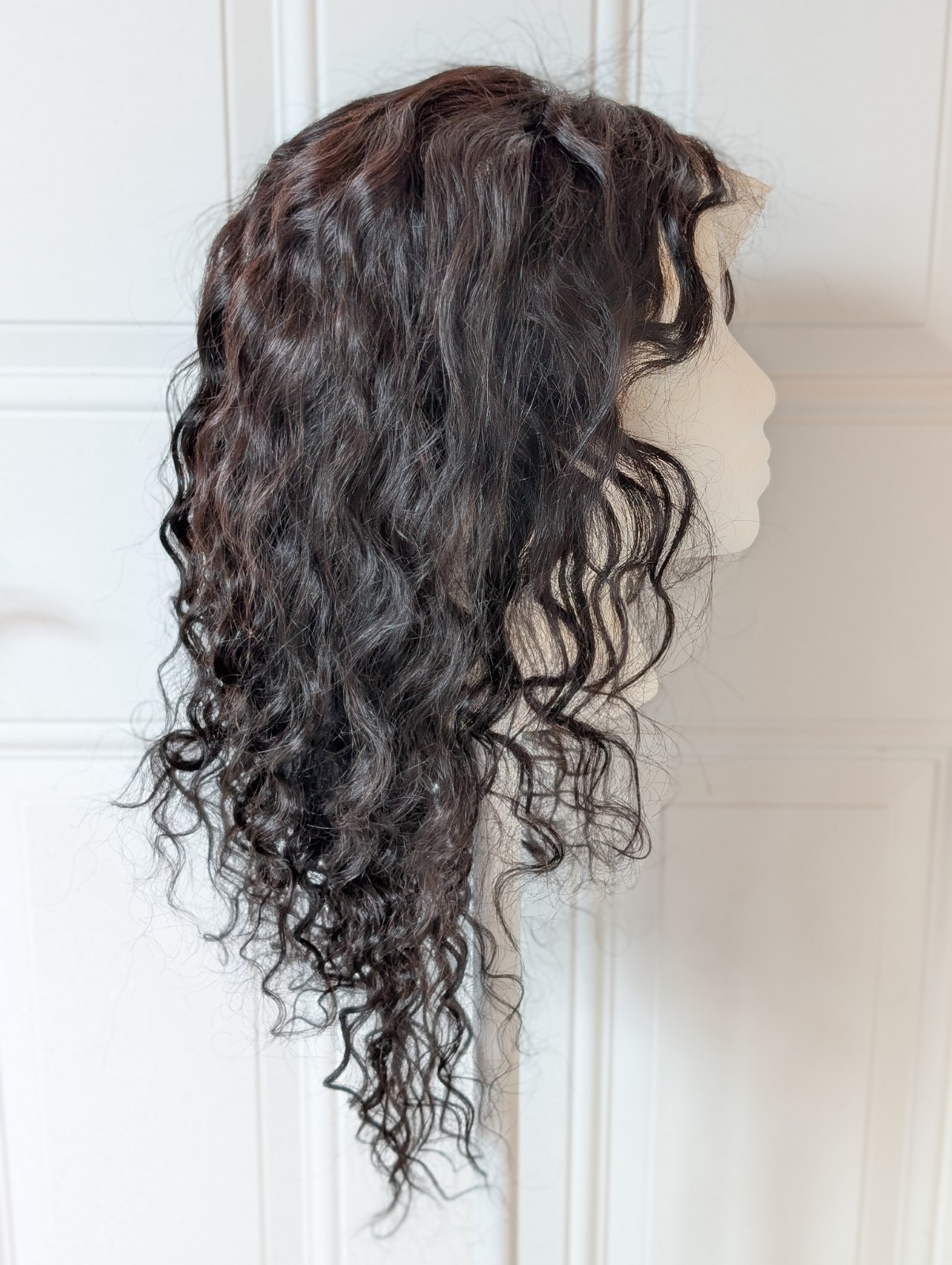 22″ Dark Brown Curly Wig Lace Front Adjustable Cap NWOT Never Worn