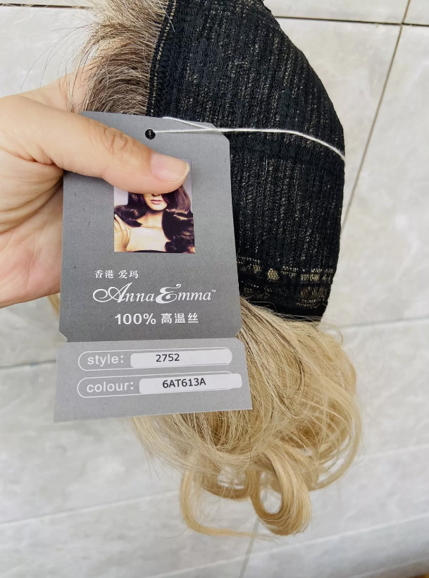 Medium Fluffy Wavy Dark Roots Blonde Mix Synthetic Hair Wigs Women Natural 613