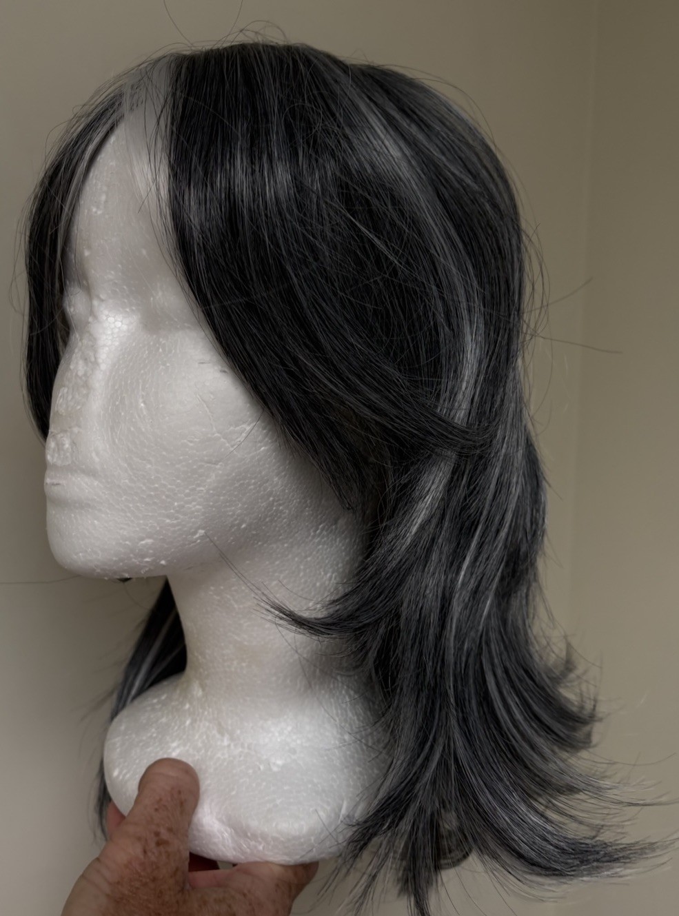 Fashion Wigs Salt & Pepper Gray Bob Style Synthetic Hair 14” NEW