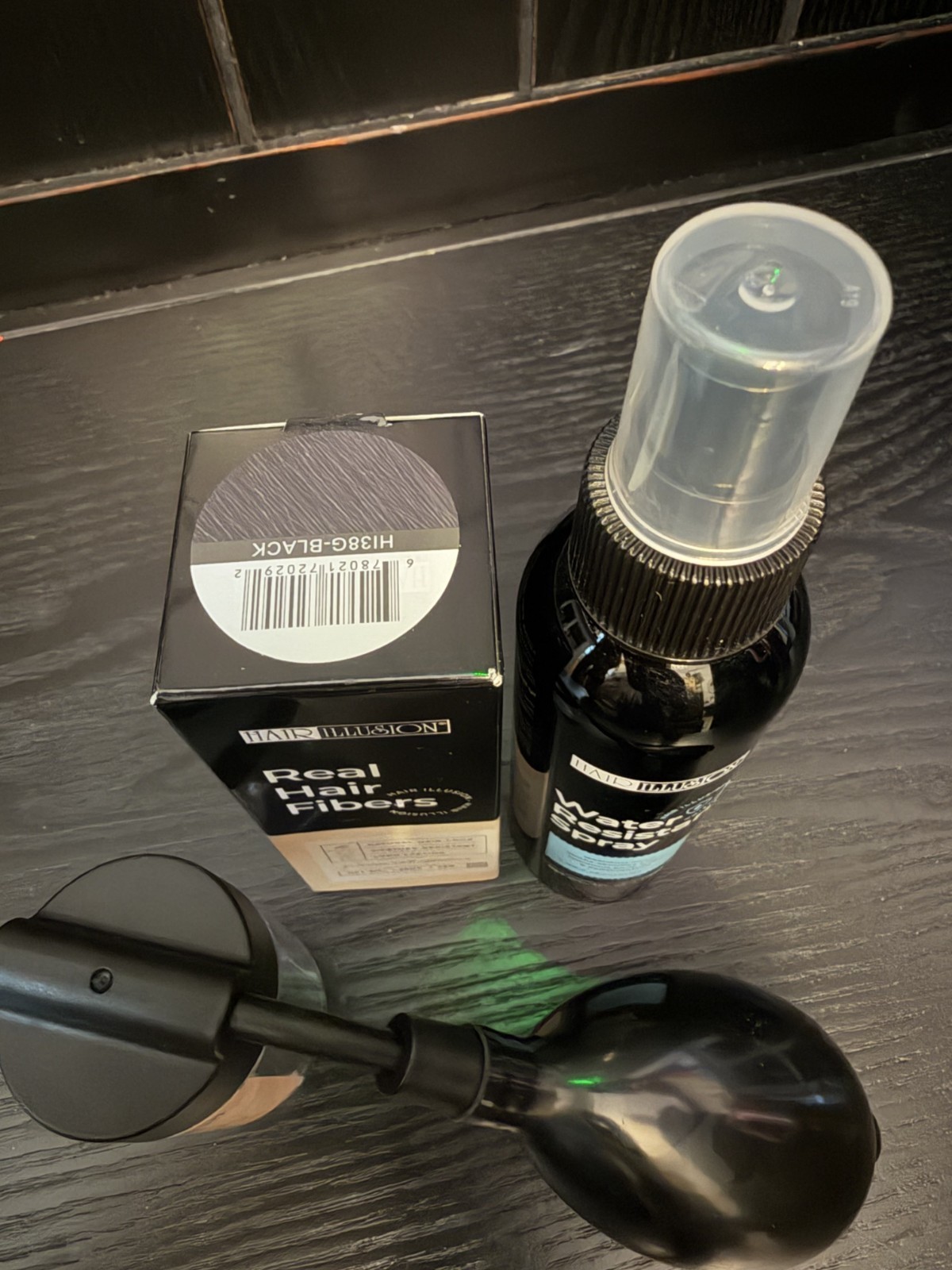 Hair Illusion 38g Black Real Hair Fibers + Water Resistant Spray + Applicator