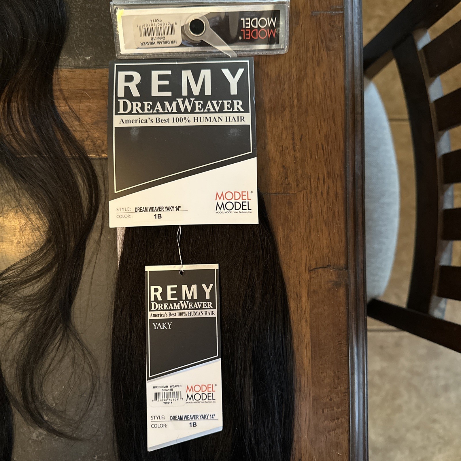 100% HUMAN HAIR EXTENSION 14” MODEL MODEL DREAMWEAVER YAKY