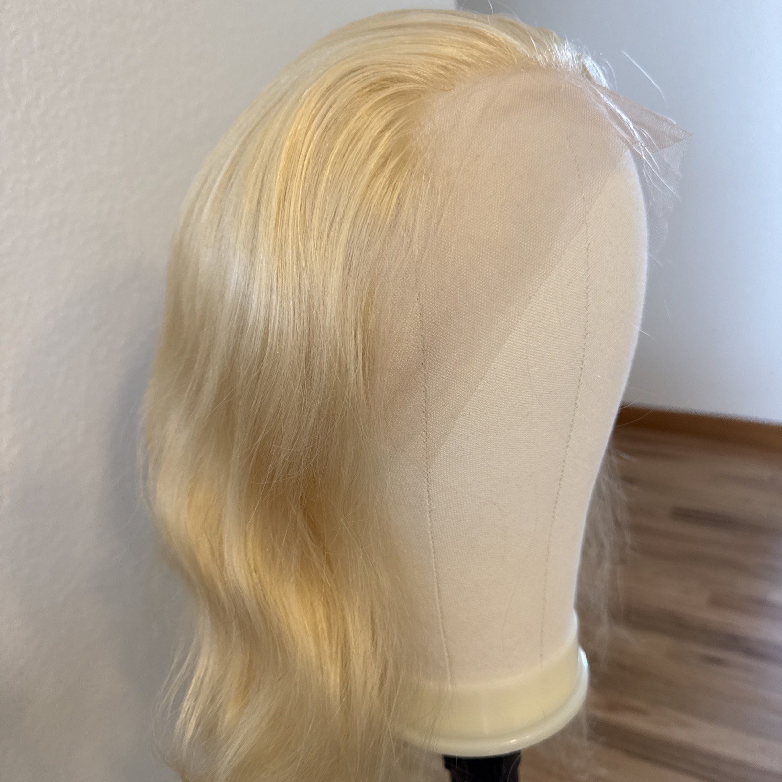 Human Hair Wig | 22” Light| Golden Blonde Highlight’s Lace Cap Hard No Tags 47