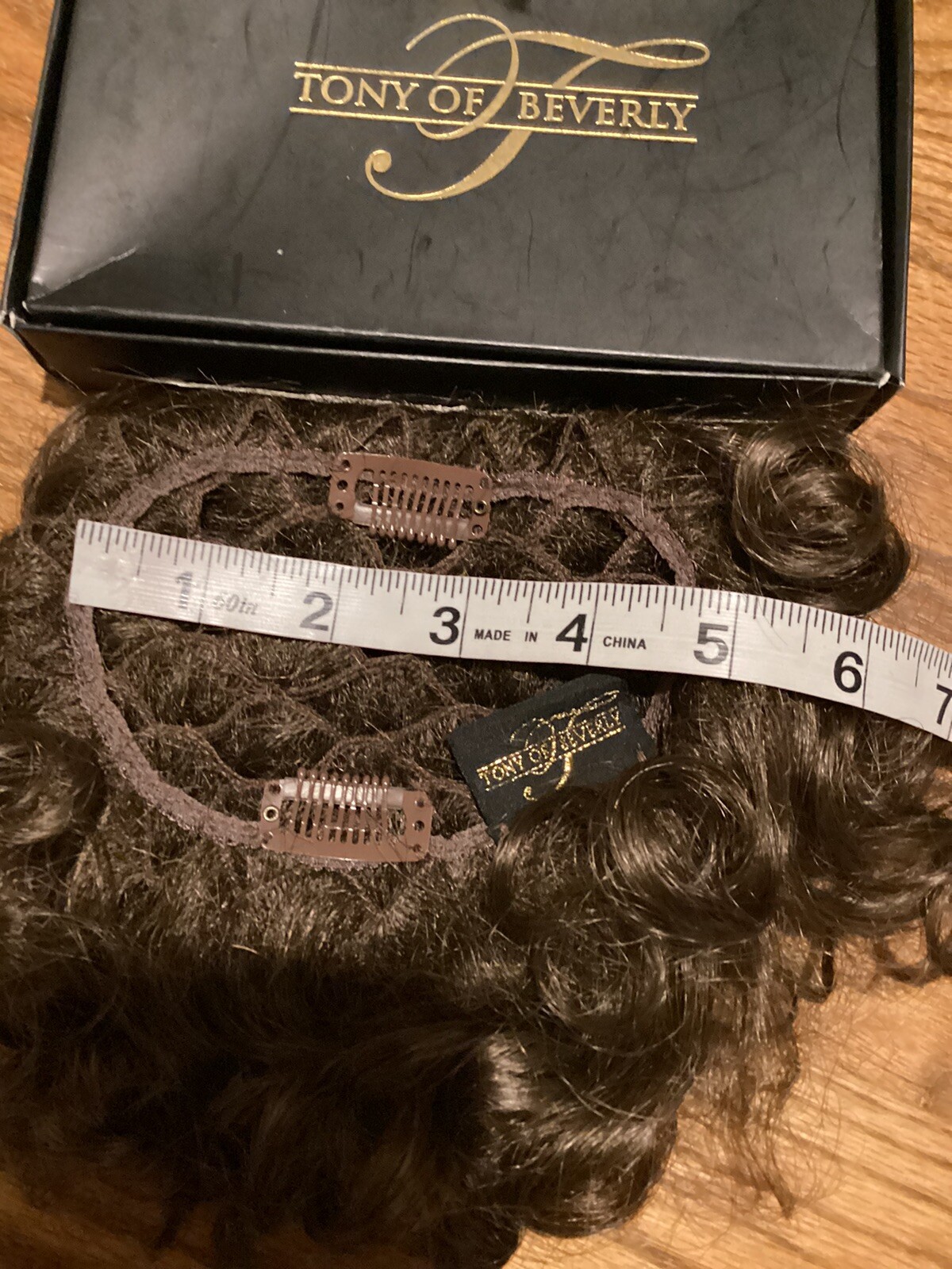 NWOT CASQUETTE HAIRPIECE BY TONY OF BEVERLY Color #8 Brown Pull Through Wiglet