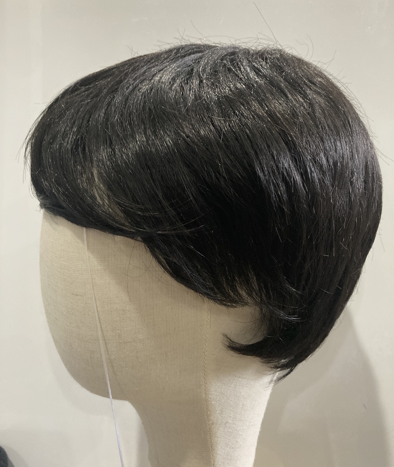 Toni Brattin 347 Snazzy BLACK REGULAR HF Short Cut New Retail $129