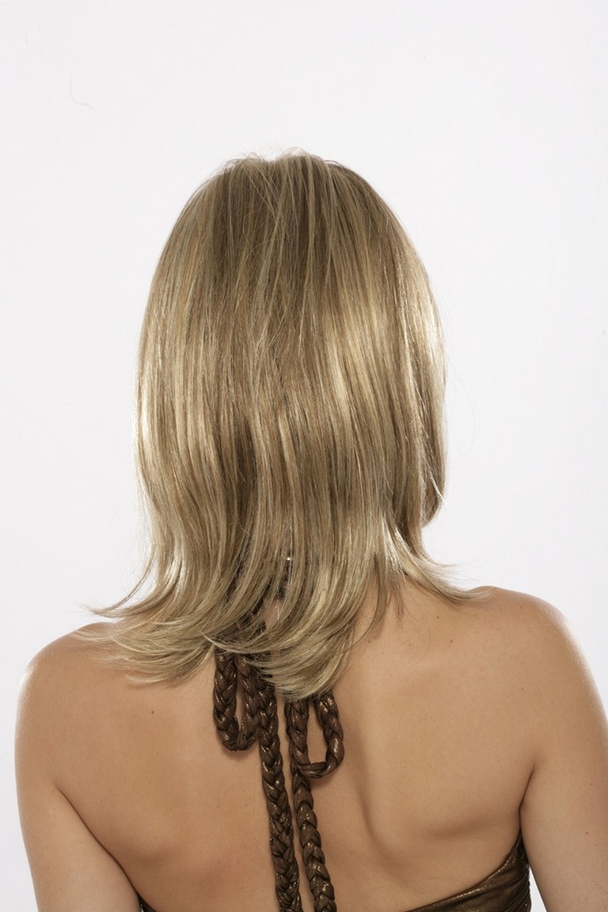 Evette | Classique | Estetica wigs | U Choose Color