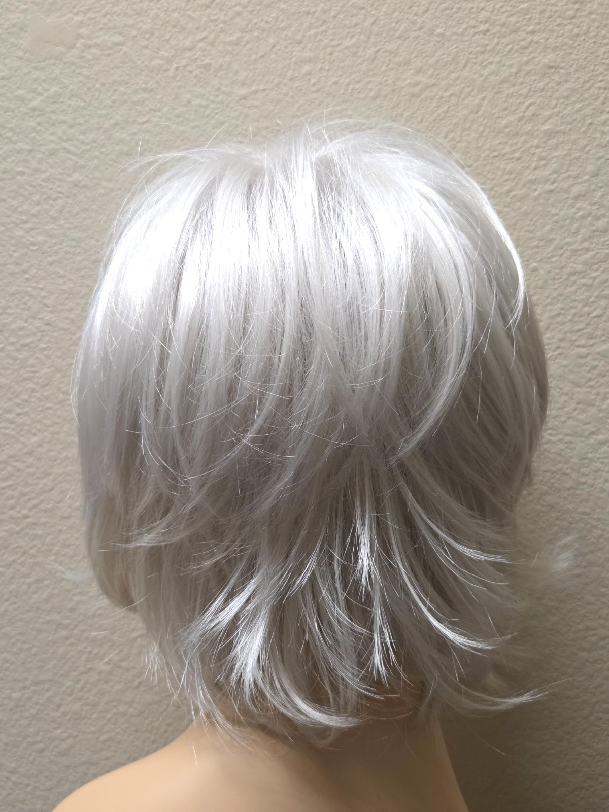 PAULA YOUNG AMIE WIG, WHITE “60” BASIC CAP, *NEVER WORN*