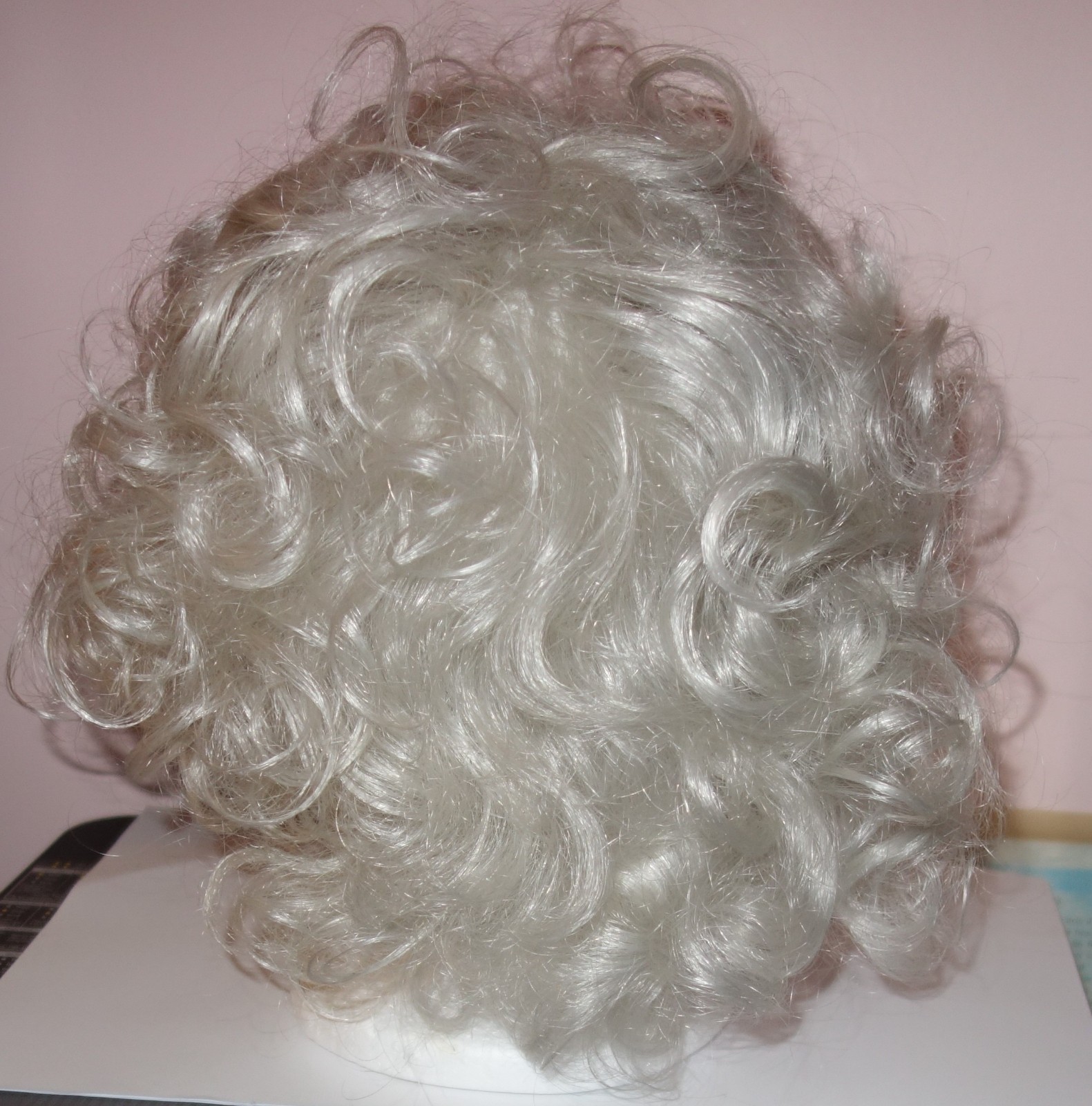 Envy Kenya Lace Front Cap Curly Wig – Color #60 White – NWOT #3
