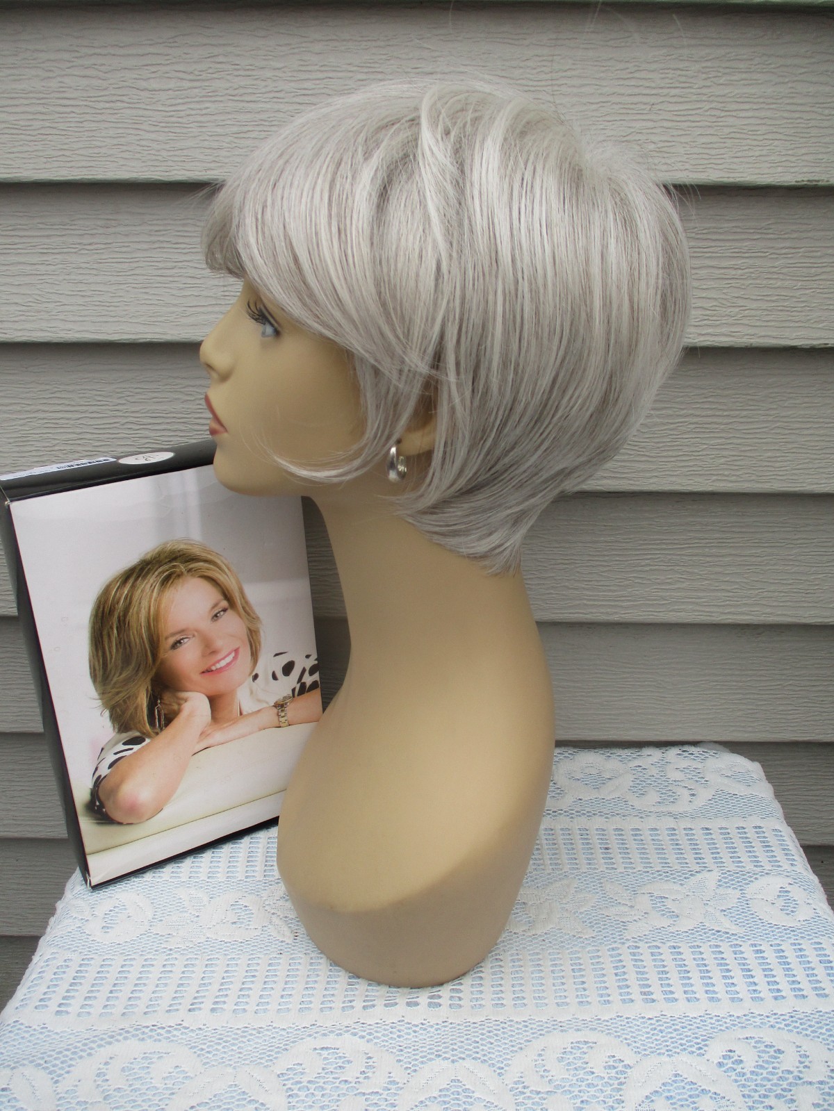Toni Brattin Wig TIMELESS Color LIGHT GRAY Size REGULAR (Average) Heat Friendly