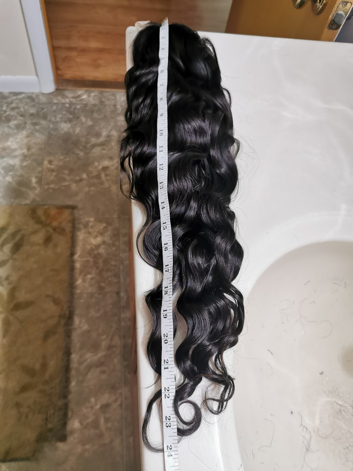 Quality Natural Black Wavy Human Hair Glueless Bleach Closure Wig 24″