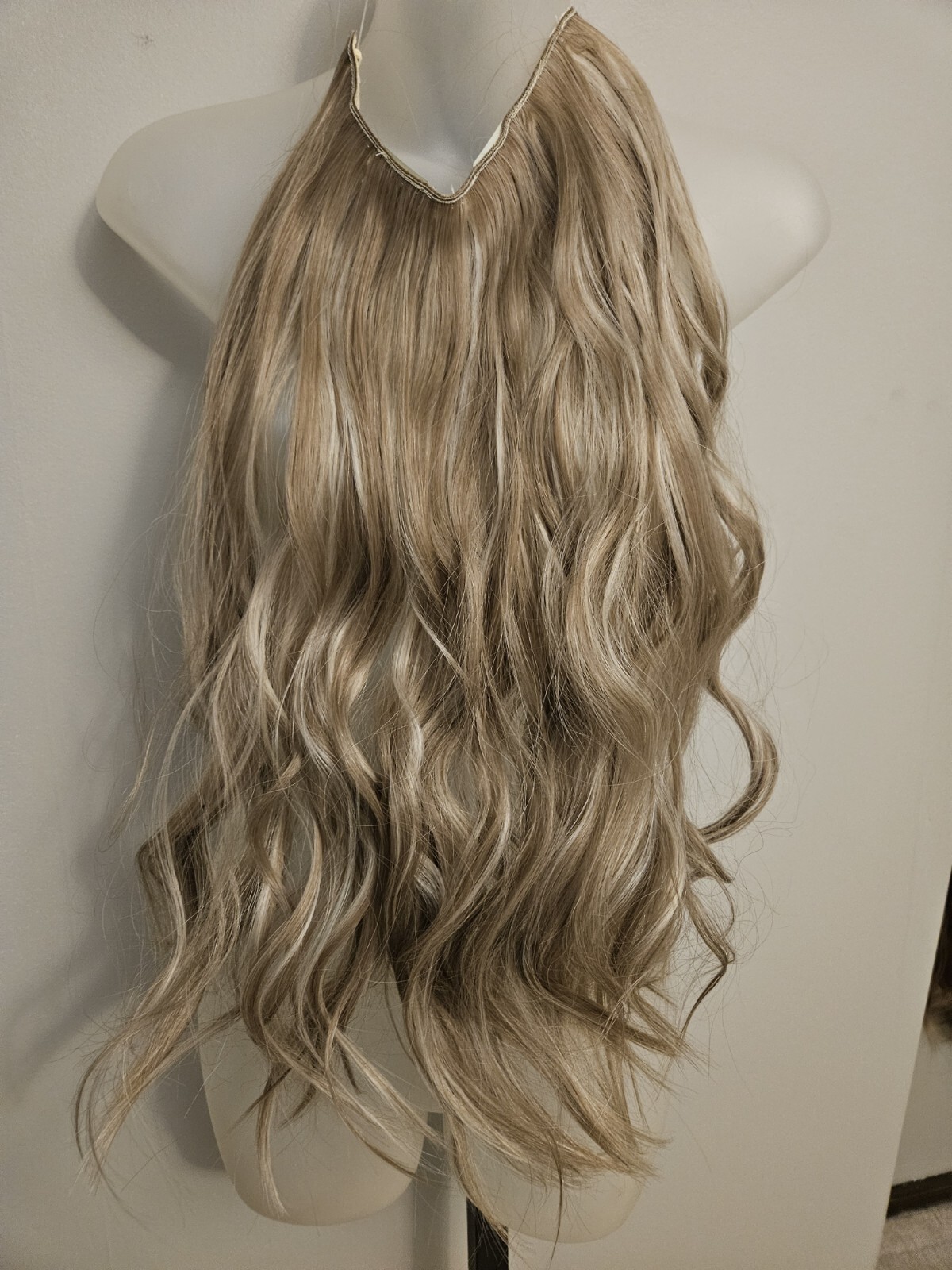 BEAUTIFUL Creamy BEIGE Blonde Hairpiece Invisible Extensions Wavy Hair