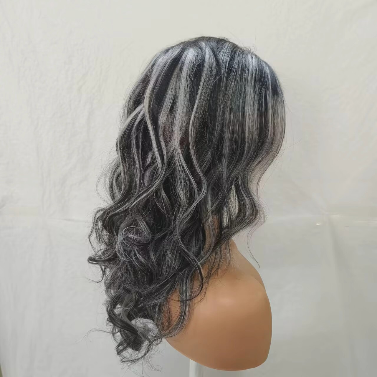 14in Salt and Pepper Highlight Human Hair Lace Front Wigs 13×4 Wavy Wigs 23.5cap