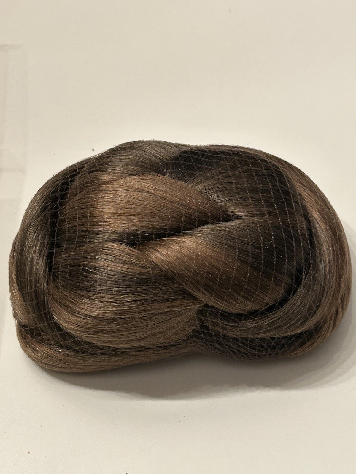 2 – HairDo Updo Hairuwear Clip-In Buns Jessica Simpson Ken Paves -Chestnut Toast