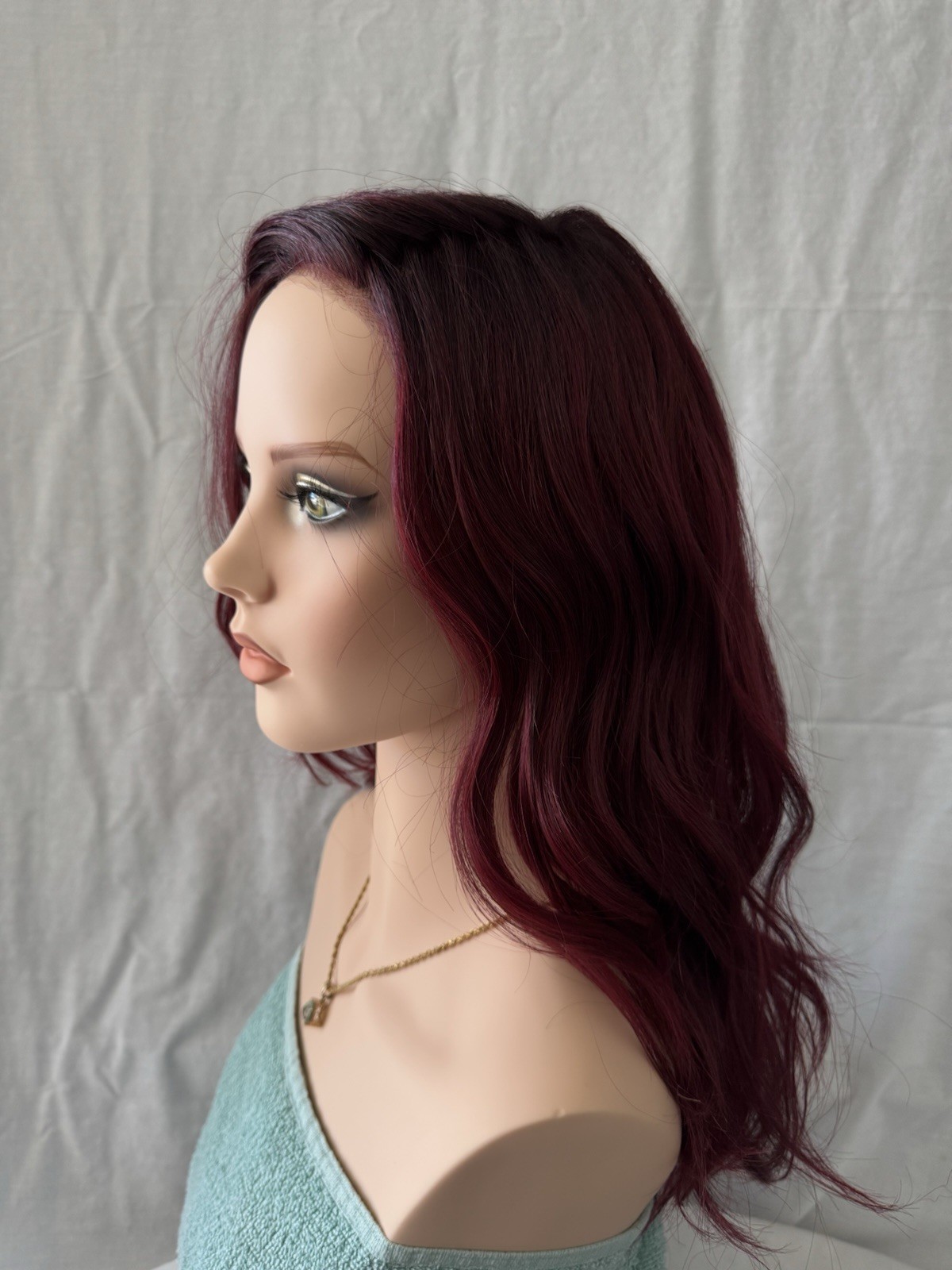 BELLE TRESS ALLEGRO 18” WIG SANGRIA COLOR BNWT MONO PART, LACE FRONT NEVER WORN
