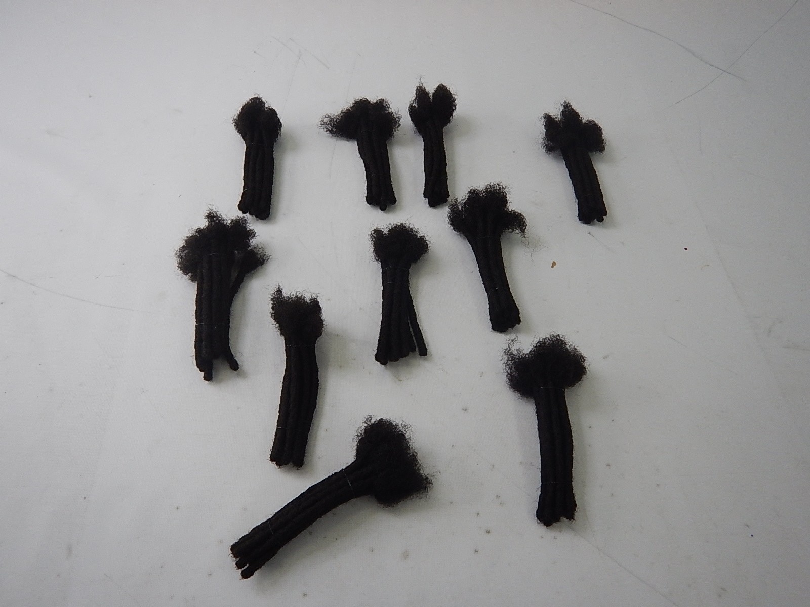 DAIXI 0.6cm, 4″, 100 Strands Real Human Hair Dreadlock Extensions open box