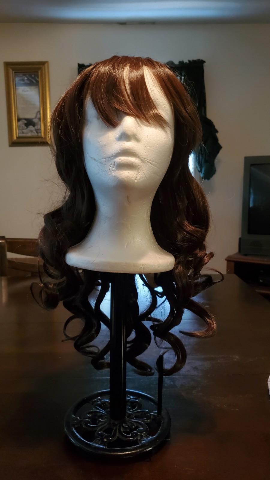 Long Wavy Synthetic Hair Heat Resistant Choc Brown Wig With Bangs