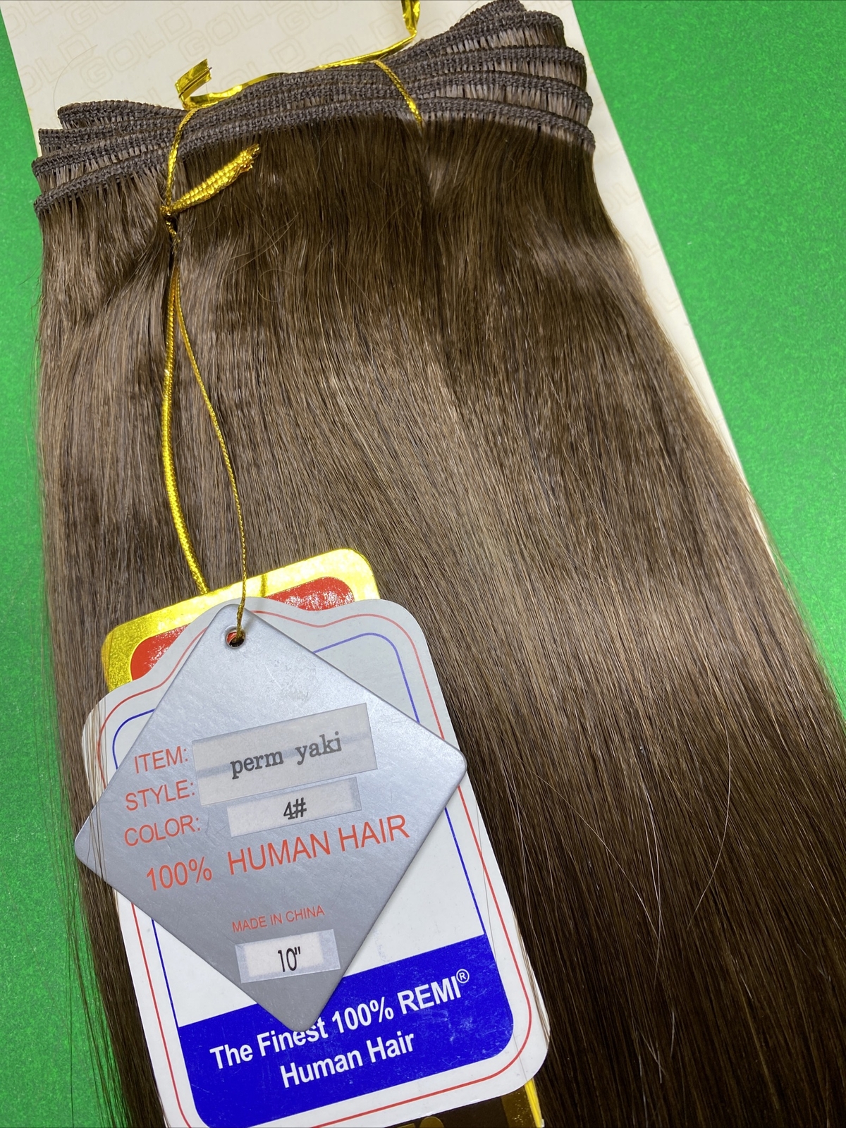 Unique_Wiiv_100% Human Hair SILKY WEAVE_10″_#4_by BOHYME