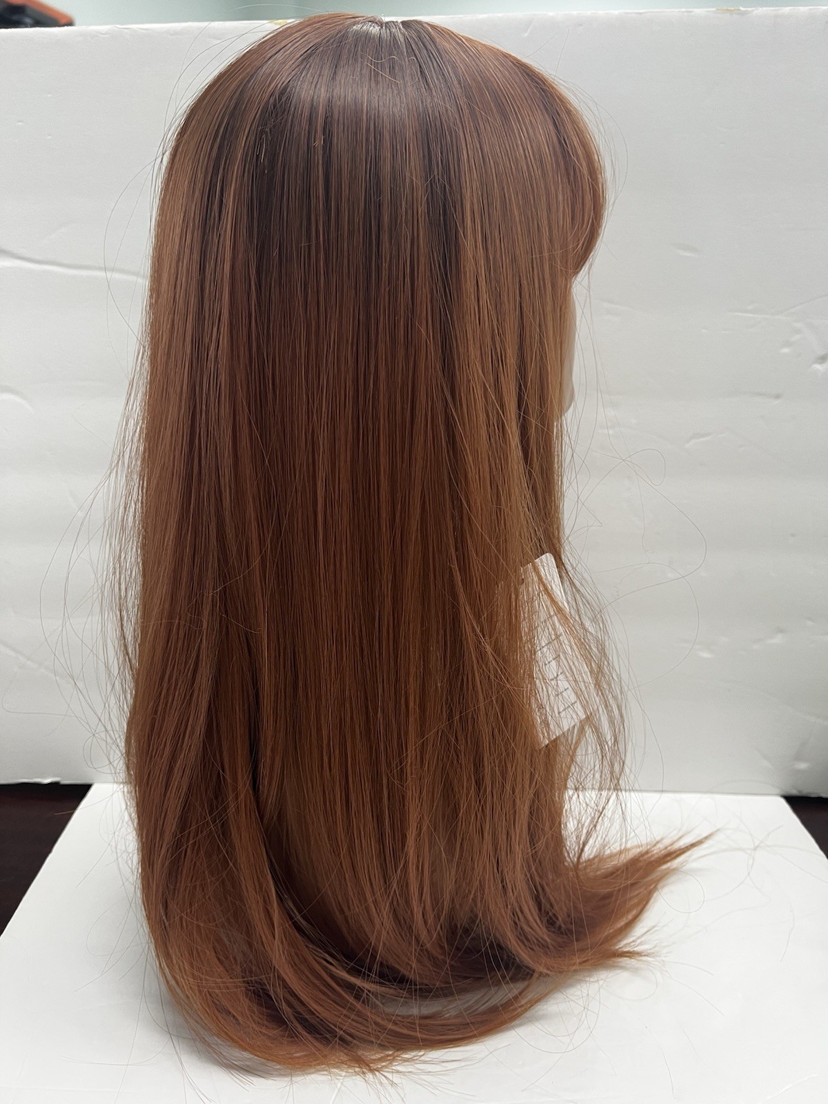 Synthetic Straight Wig As Shown In The Pictures.New with Tag Without Box 0.58lbs