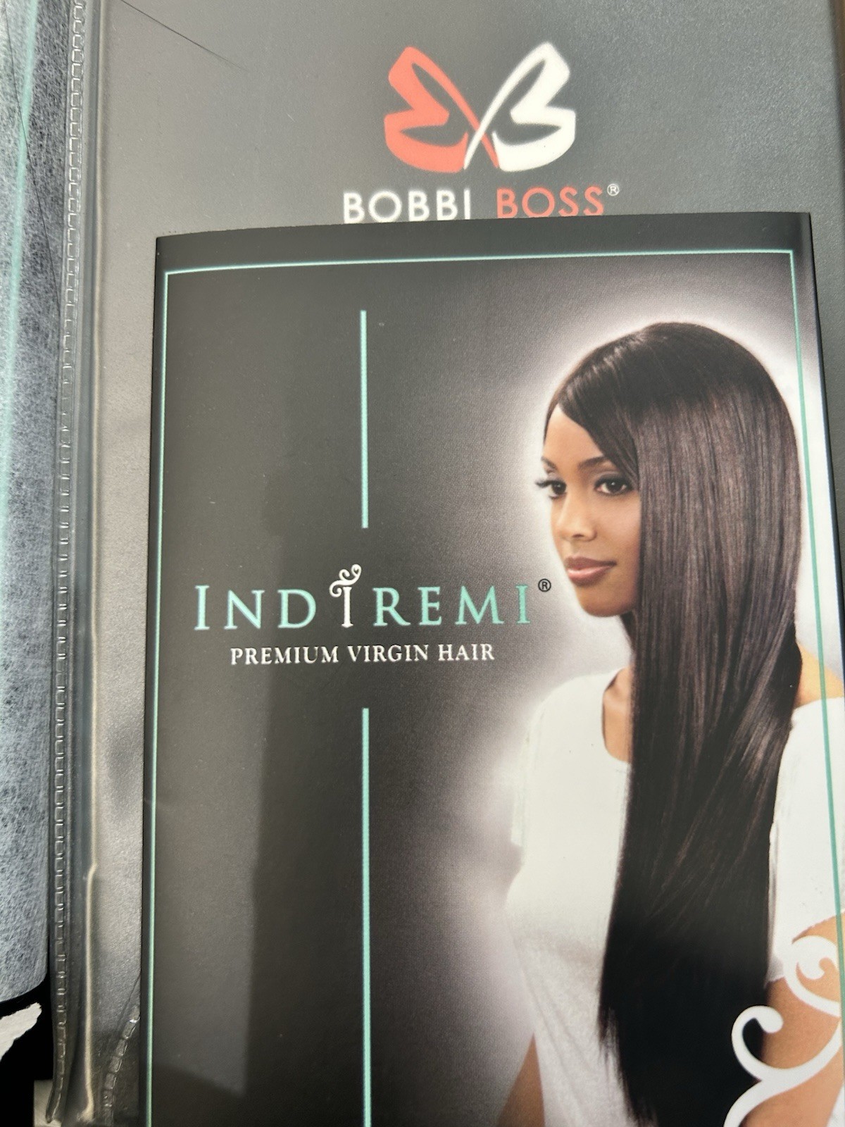 Indi remi hair bobbi boss Yaki Straight P1B/30 12”Inches